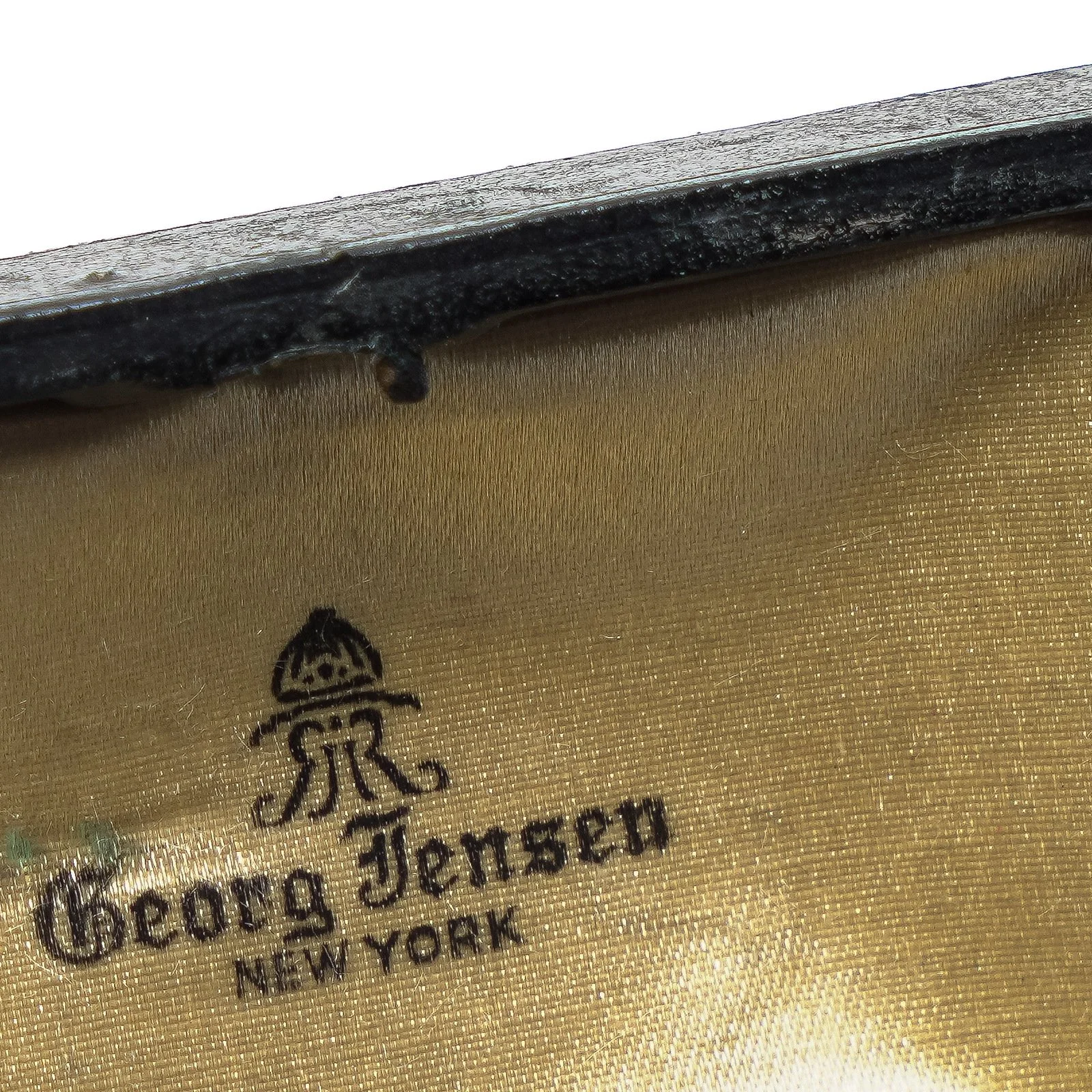 Vintage-Georg-Jensen-New-York-Jewellery-Presentation-Box-06-detail-georg-jensen-signature.jpg