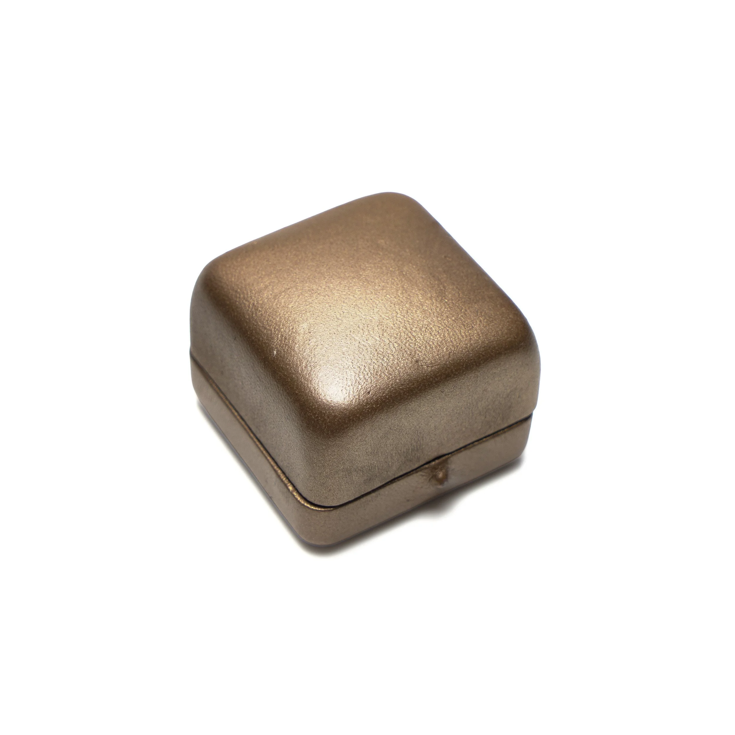 David-Morris-London-Ring-Box-Bronze-Leather-03-4934.jpg