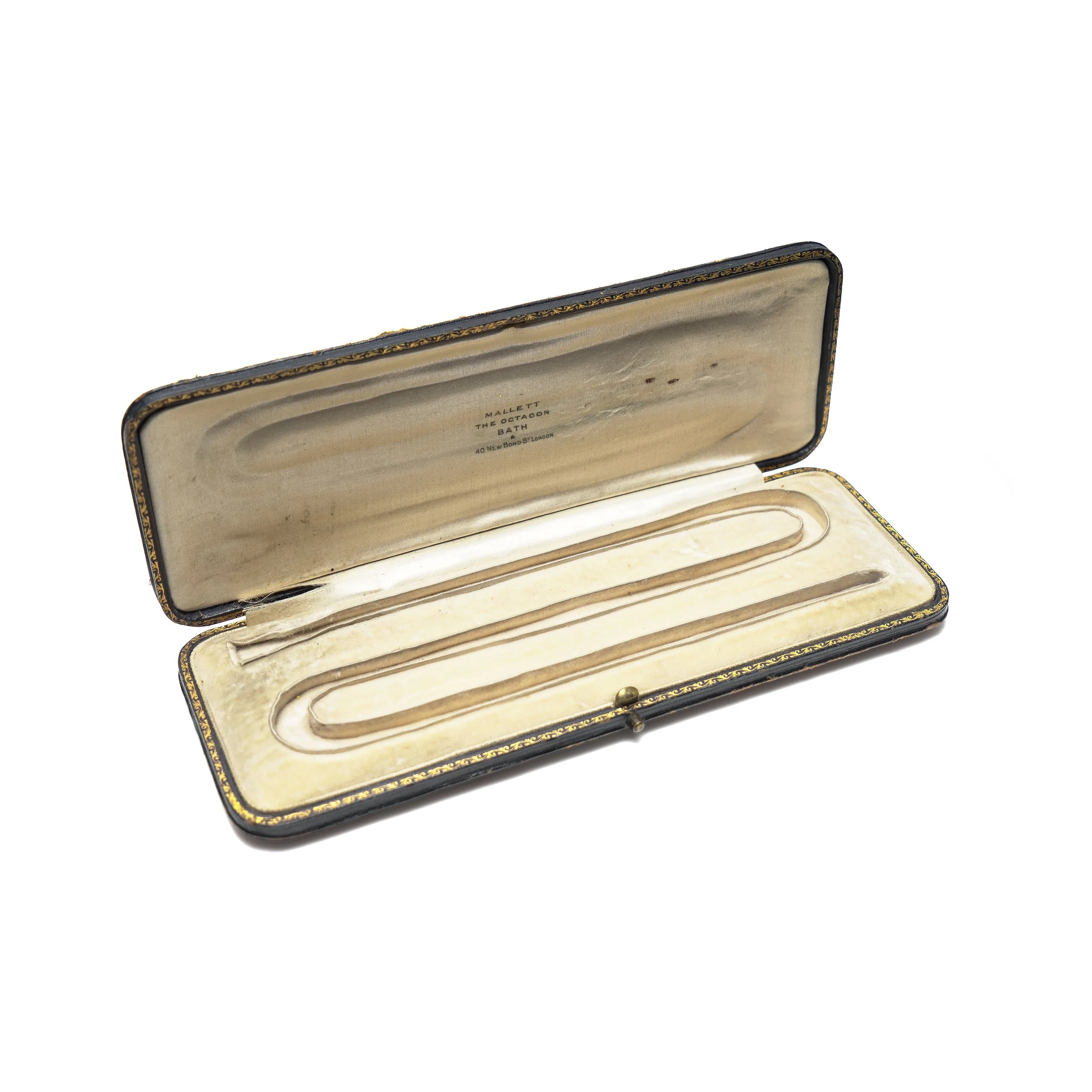 Antique-Mallett-Necklace-Presentation-Box-The-Octagon-Bath-and-New-Bond-Street-04-4977.jpg