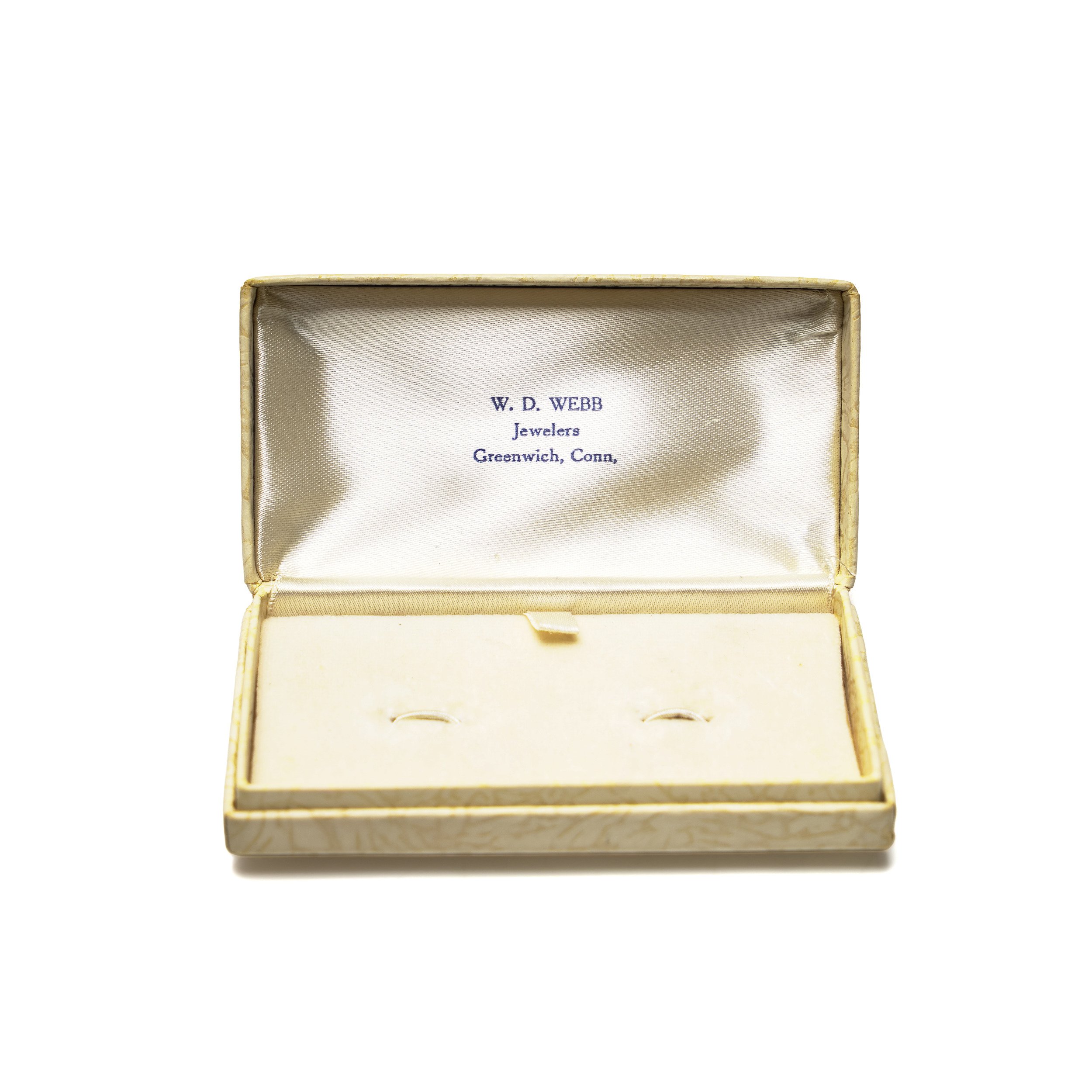 Vintage-W-D-Webb-Jewelers-Box-Greenwich-Connecticut-02-4985.jpg