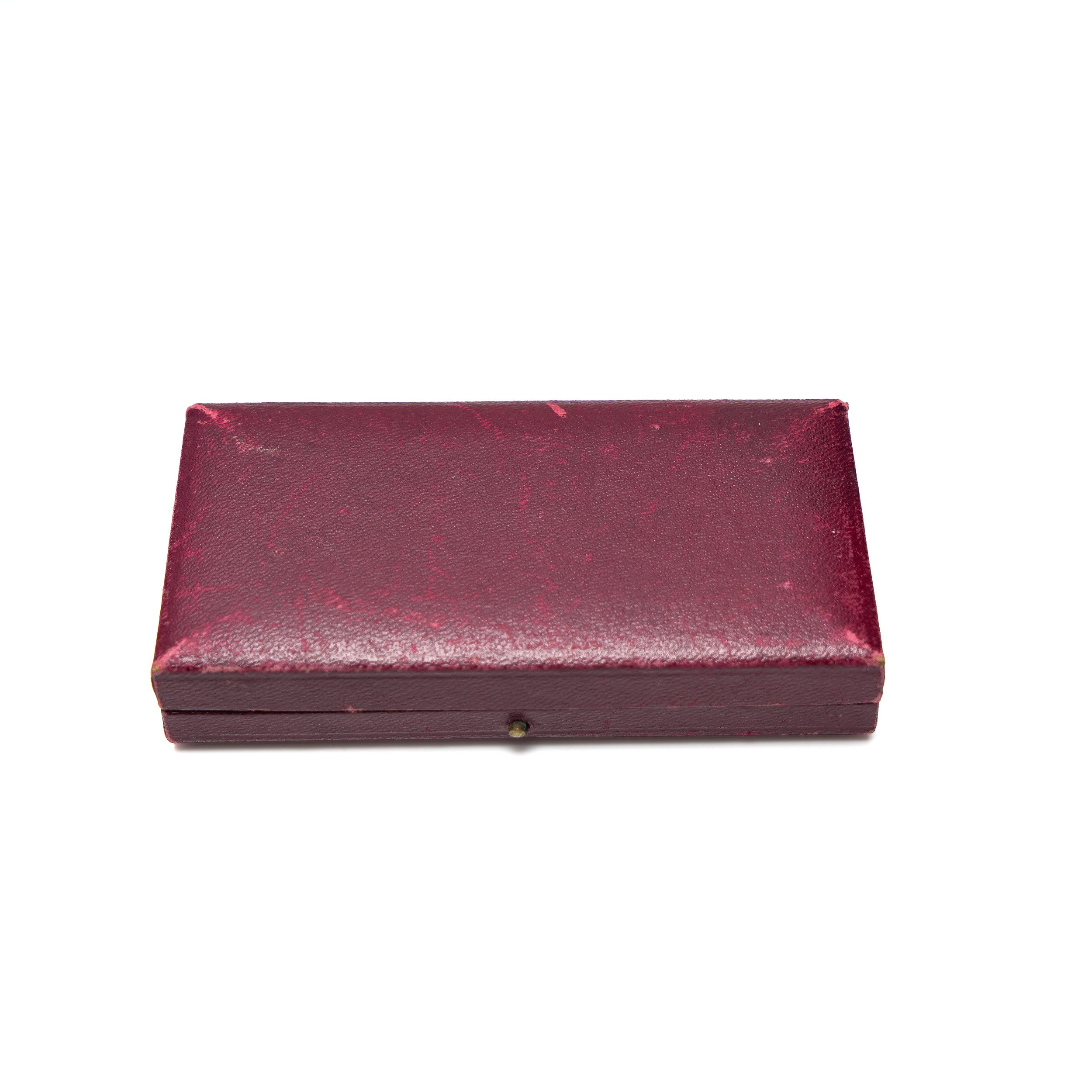 Vintage-A-C-Bloxham-Ltd-London-Red-Leather-Jewellery-Box-01-5037.jpg