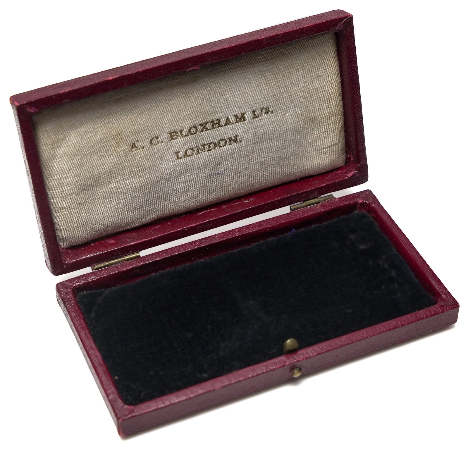 Vintage-A-C-Bloxham-Ltd-London-Red-Leather-Jewellery-Box-05-detail-bloxham-signature.jpg