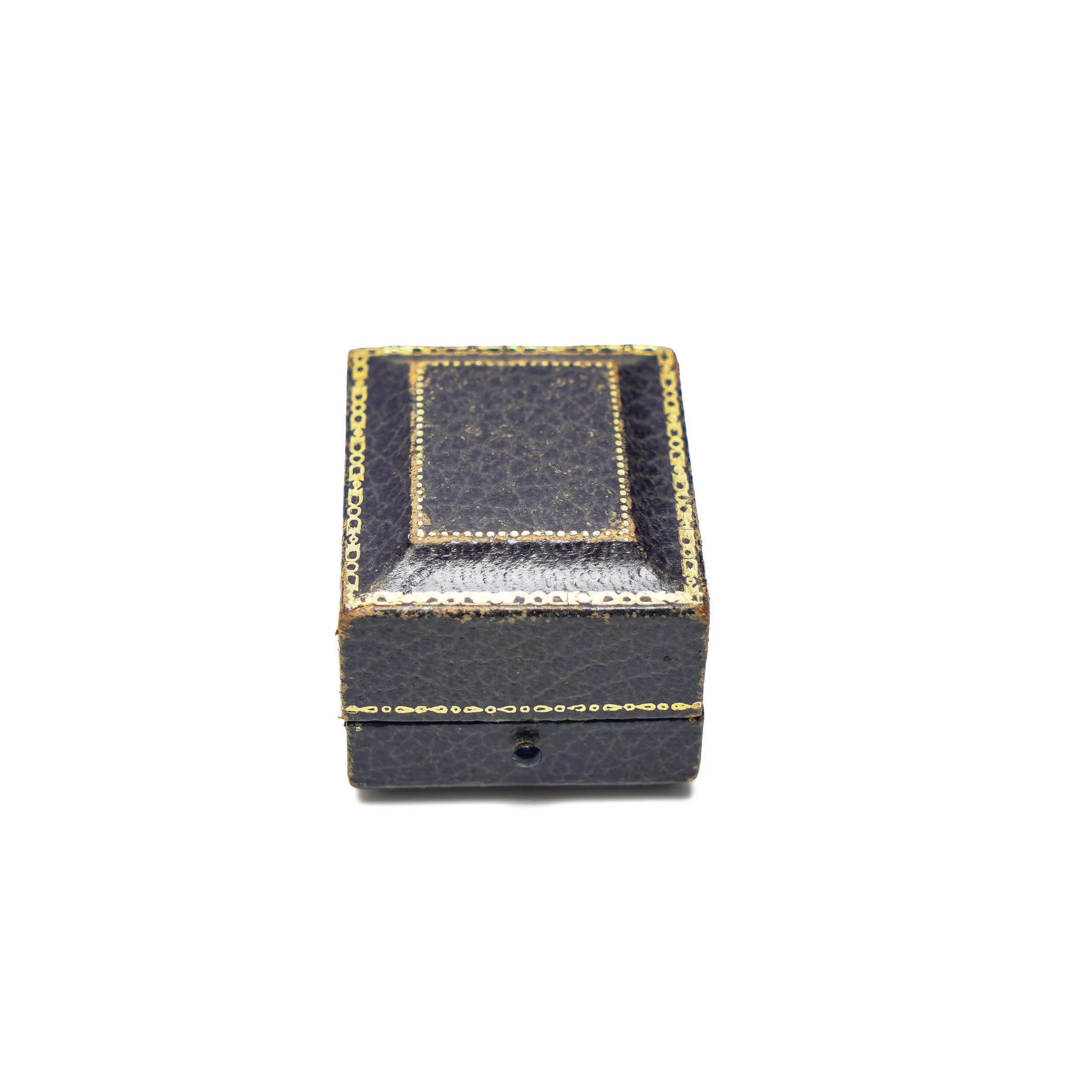 Vintage-Cross-Jewelers-Ring-Box-Portland-Maine-01-5051.jpg