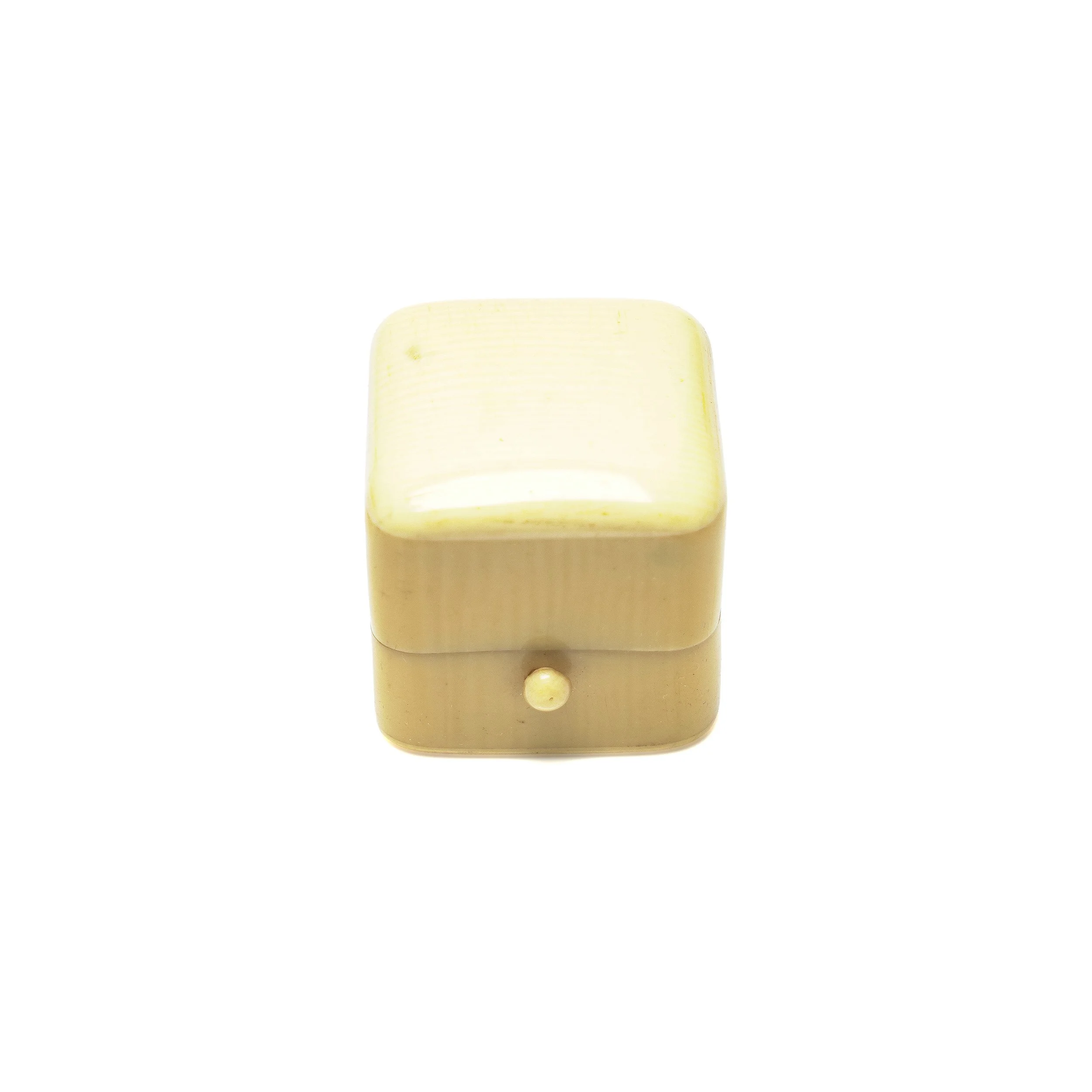 Antique-J-W-Benson-Ivory-Coloured-Ring-Box-Royal-Exchange-London-01-5080.jpg