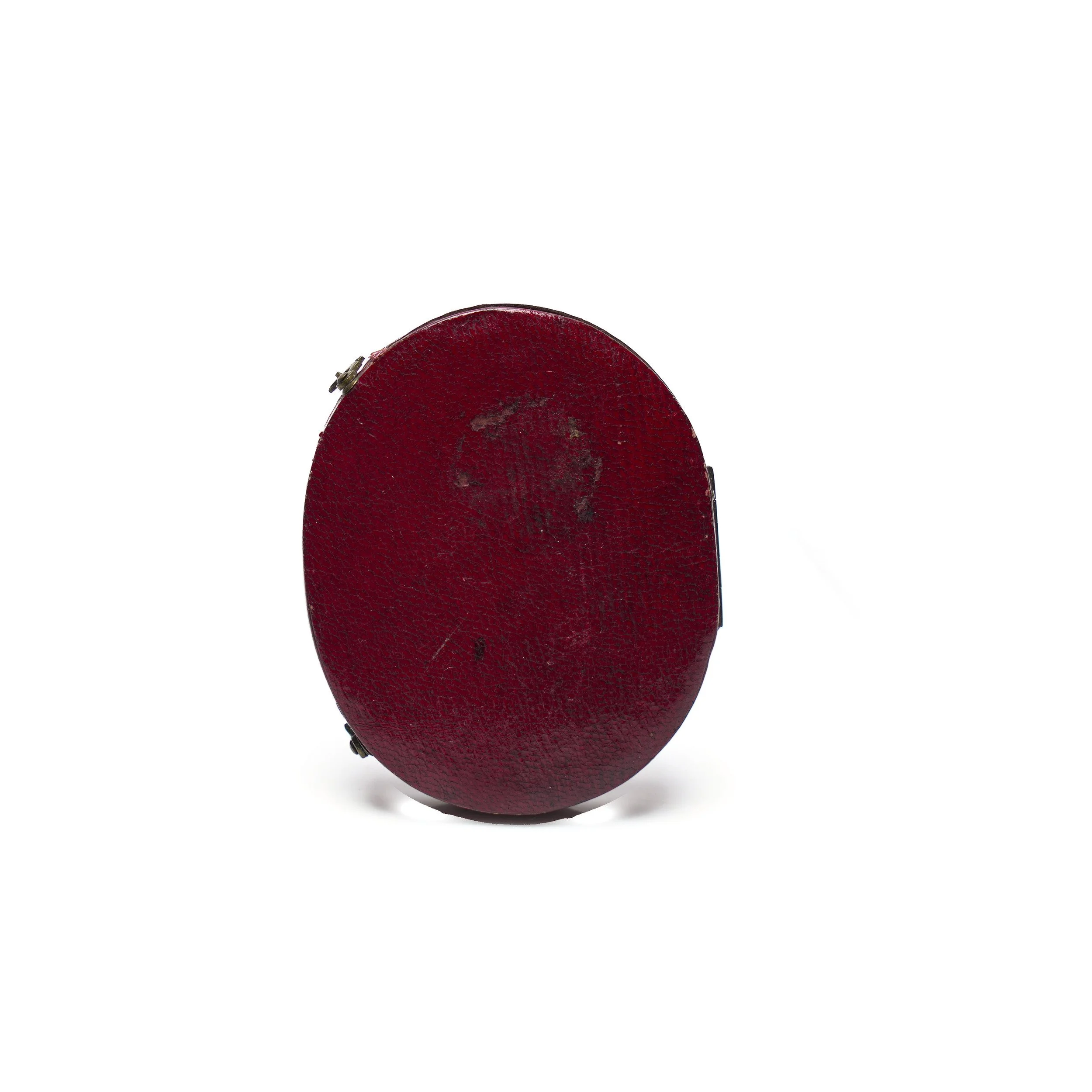 Antique-19th-Century-Oval-Red-Leather-Locket-or-Mourning-Jewellery-Box-01-5090.jpg