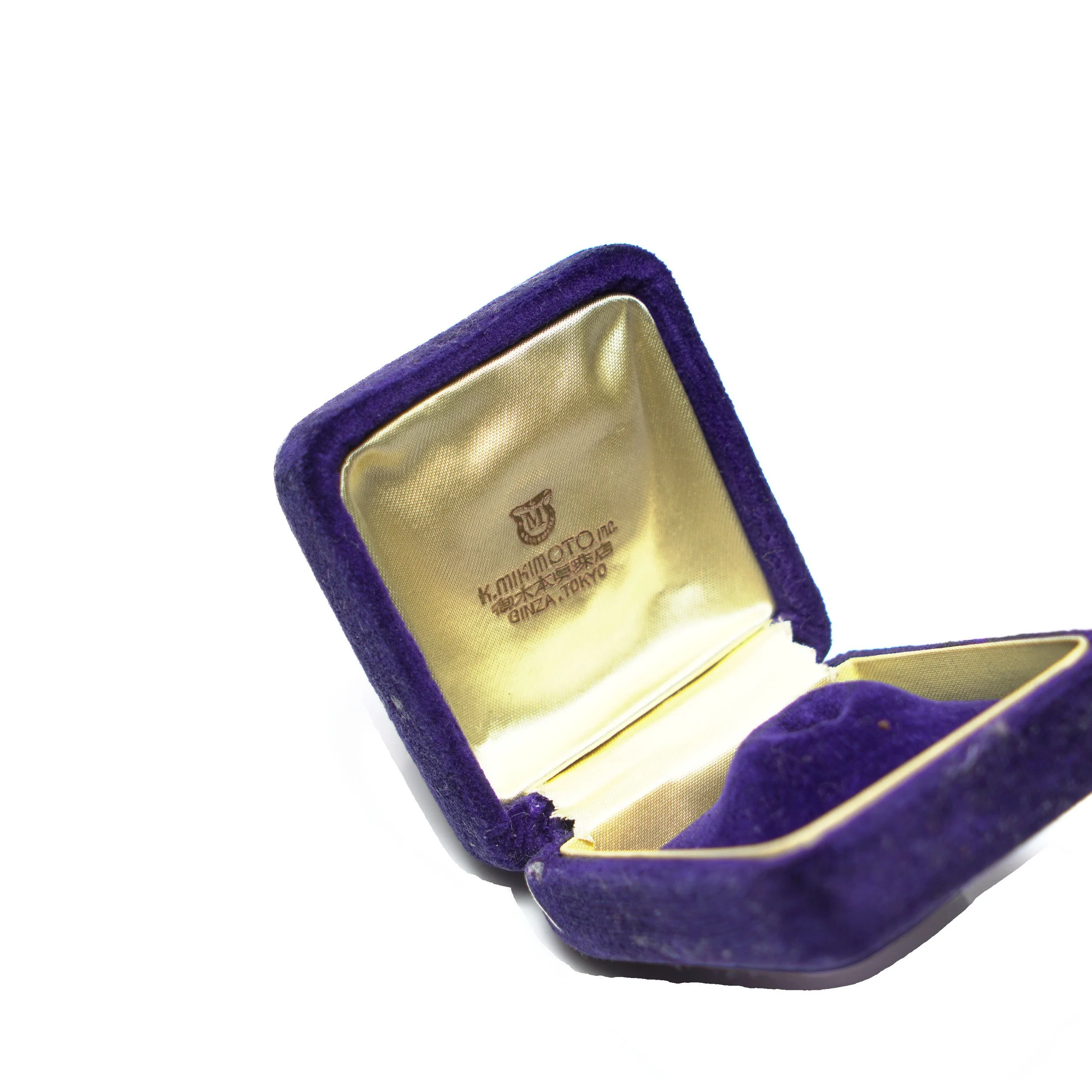 Vintage-K-Mikimoto-Ginza-Tokyo-Pearl-or-Ring-Box-Purple-Velvet-05-5125.jpg