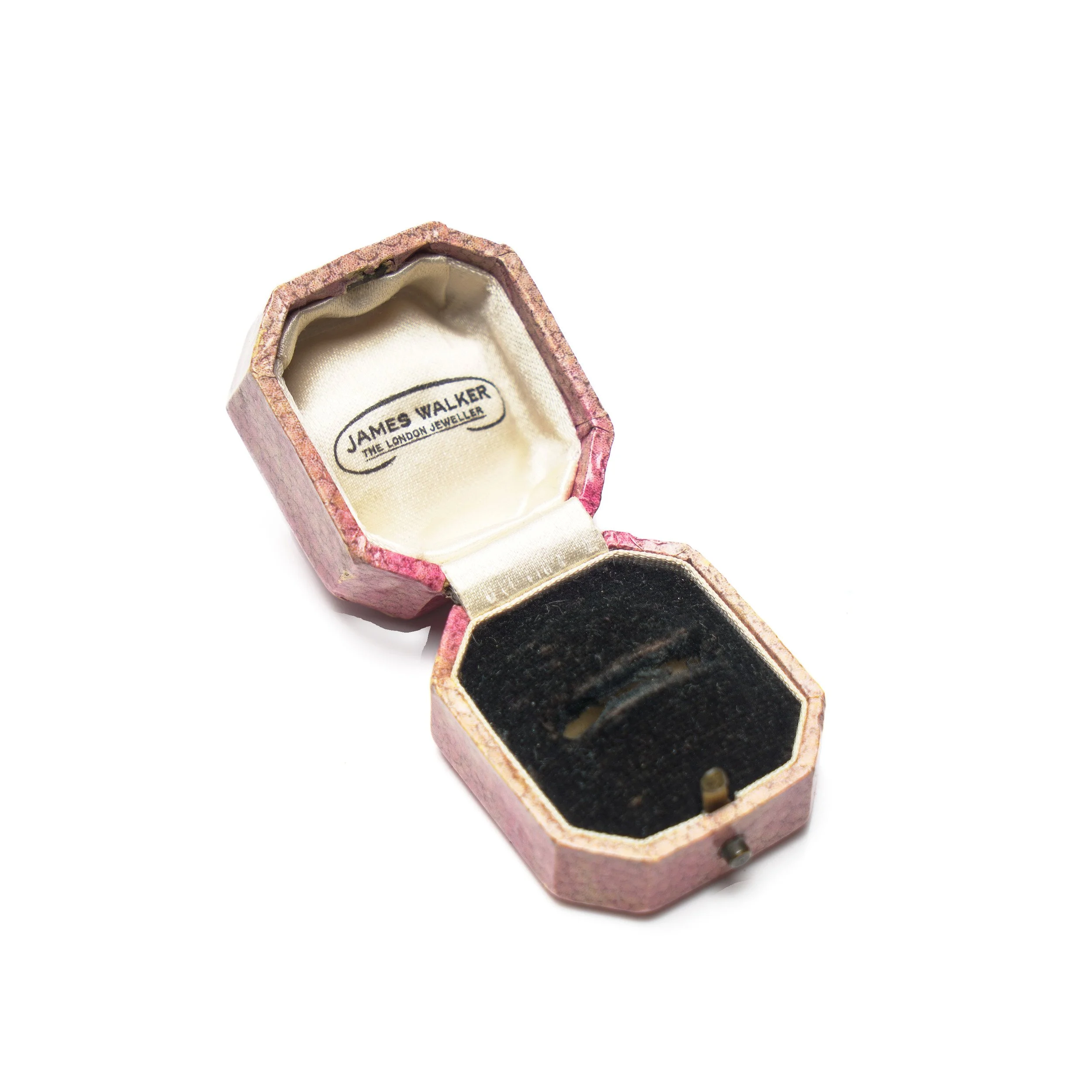 Vintage-James-Walker-The-London-Jeweller-Pink-Ring-Box-Octagonal-02-5142.jpg
