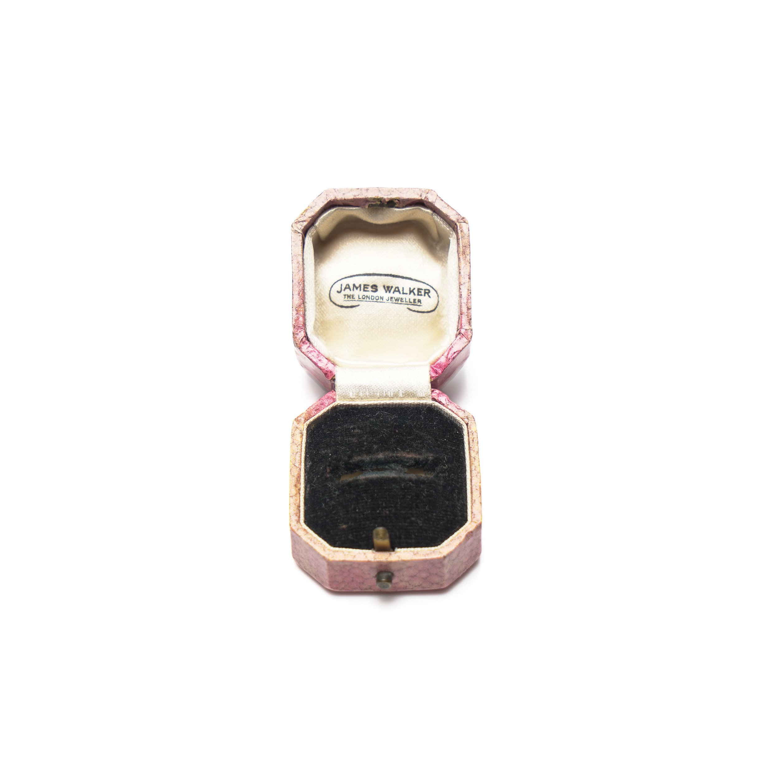 Vintage-James-Walker-The-London-Jeweller-Pink-Ring-Box-Octagonal-05-5144.jpg