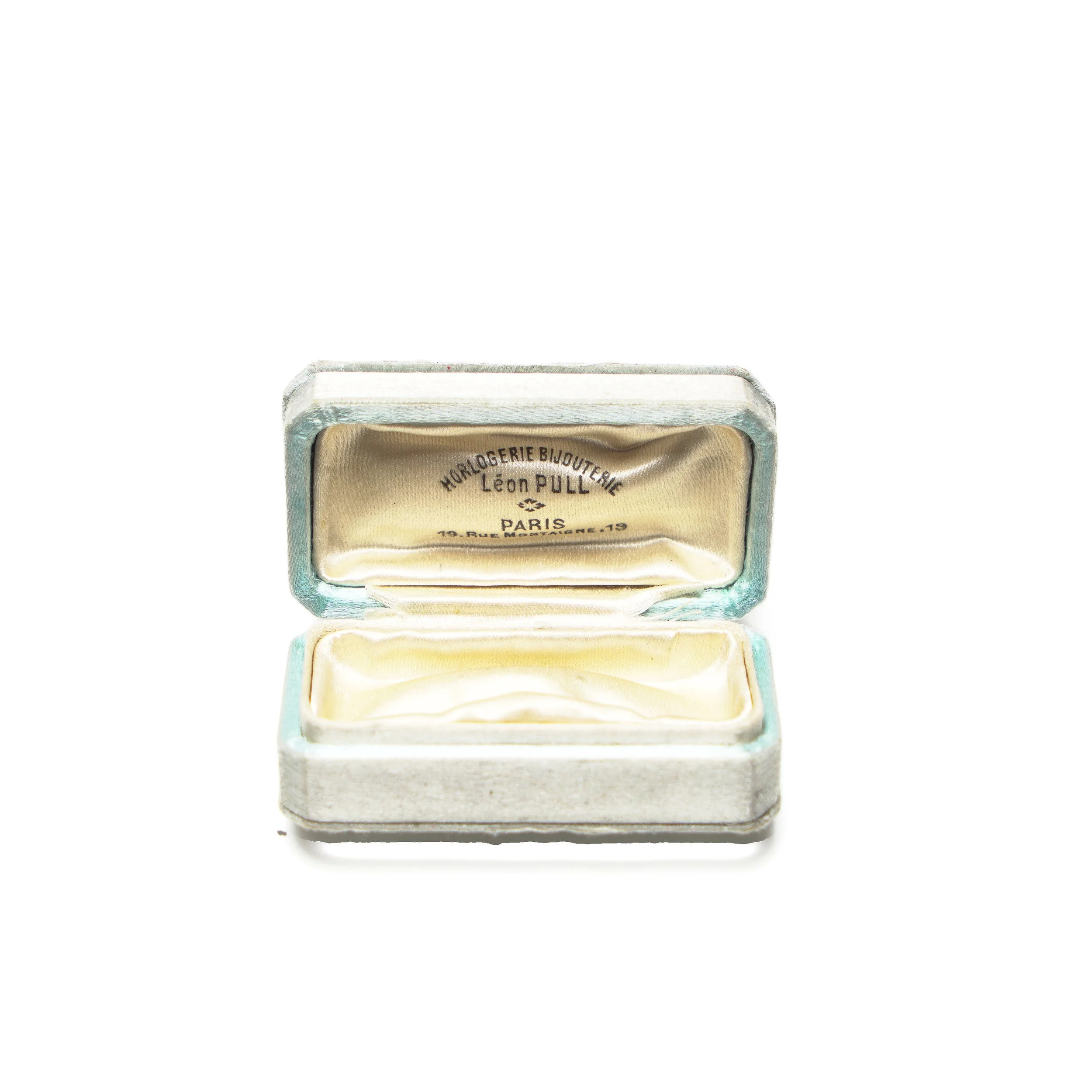 Antique-Leon-Pull-Paris-Small-Jewellery-Box-Rue-Montaigne-02-5174.jpg