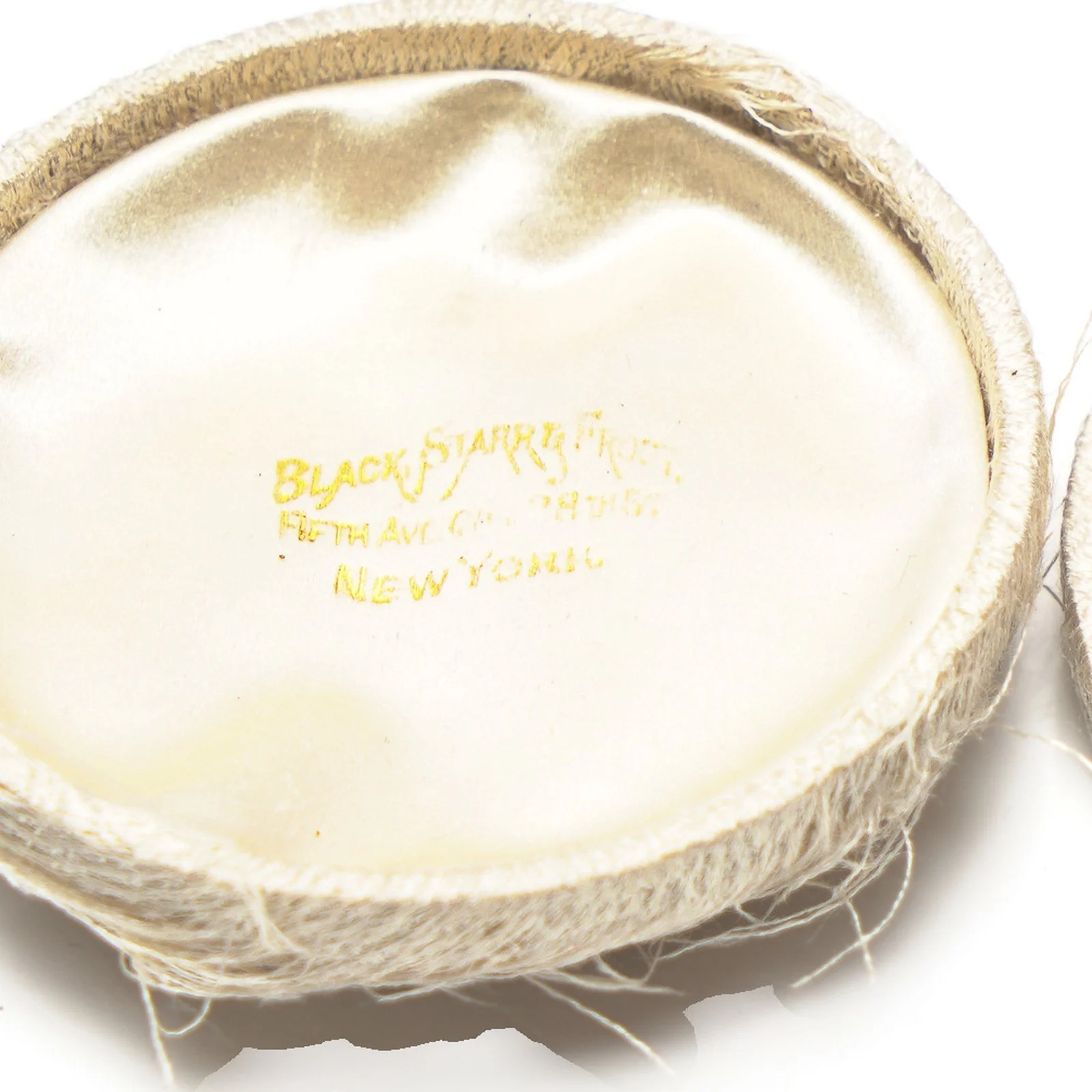 Antique-Black-Starr-and-Frost-New-York-Round-Jewellery-Box-05-detail-black-starr-frost-signature.jpg