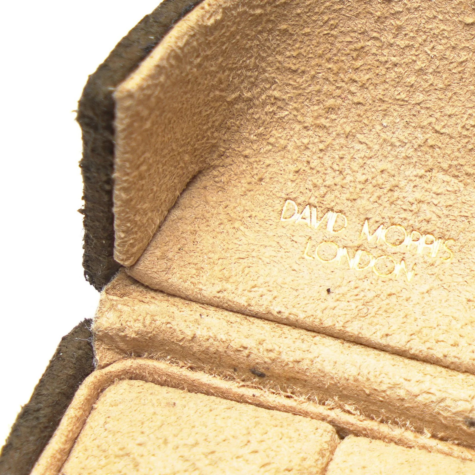 Vintage-David-Morris-London-Ring-Box-Brown-Suede-07-detail-david-morris-signature.jpg