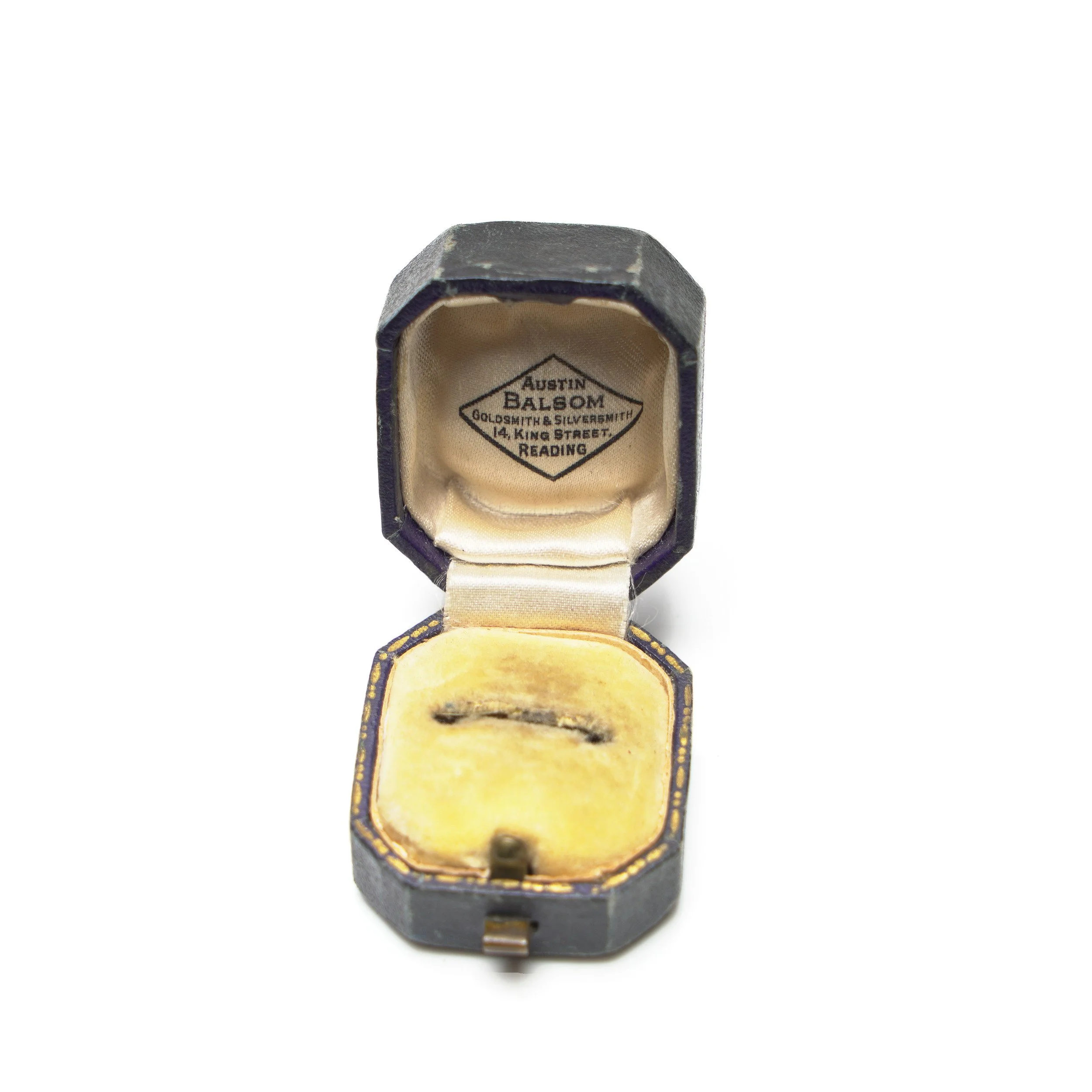 Antique-Austin-Balsom-Reading-Ring-Box-Octagonal-02-5225.jpg