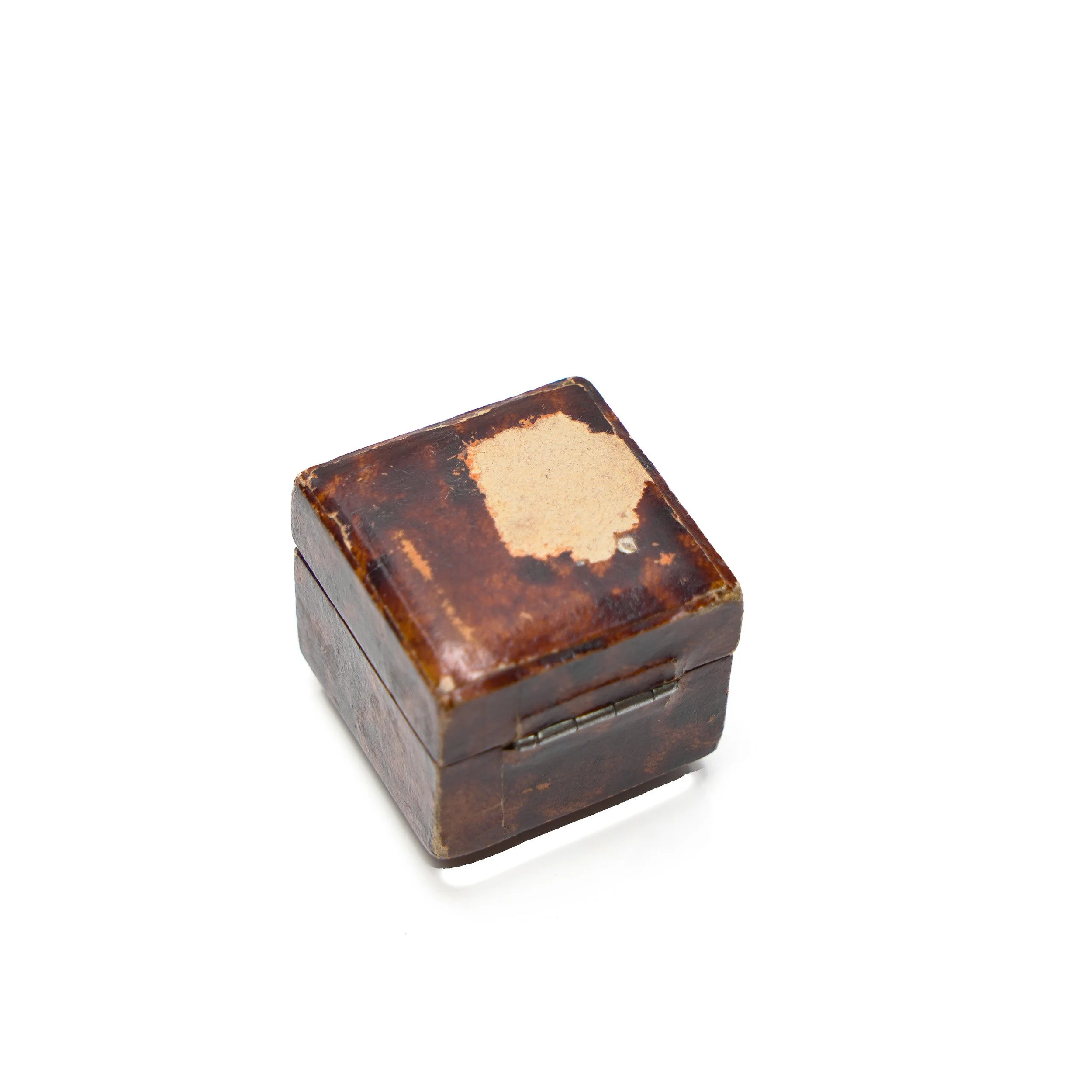 Antique-Walter-Davies-and-Sons-Diamond-Merchants-Ring-Box-London-04-5230.jpg