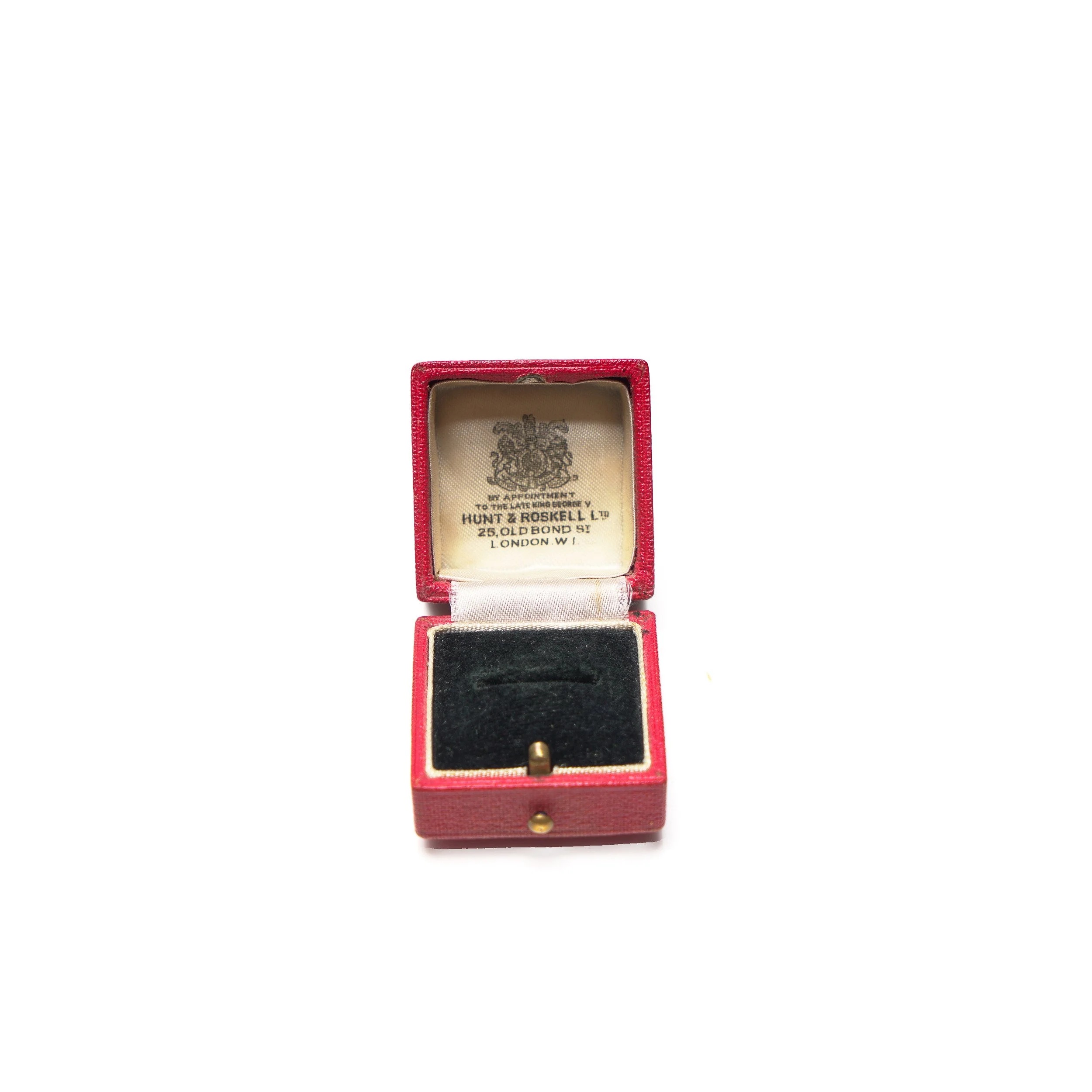 Vintage-Hunt-and-Roskell-Old-Bond-Street-Ring-Box-Red-Leather-02-5233.jpg