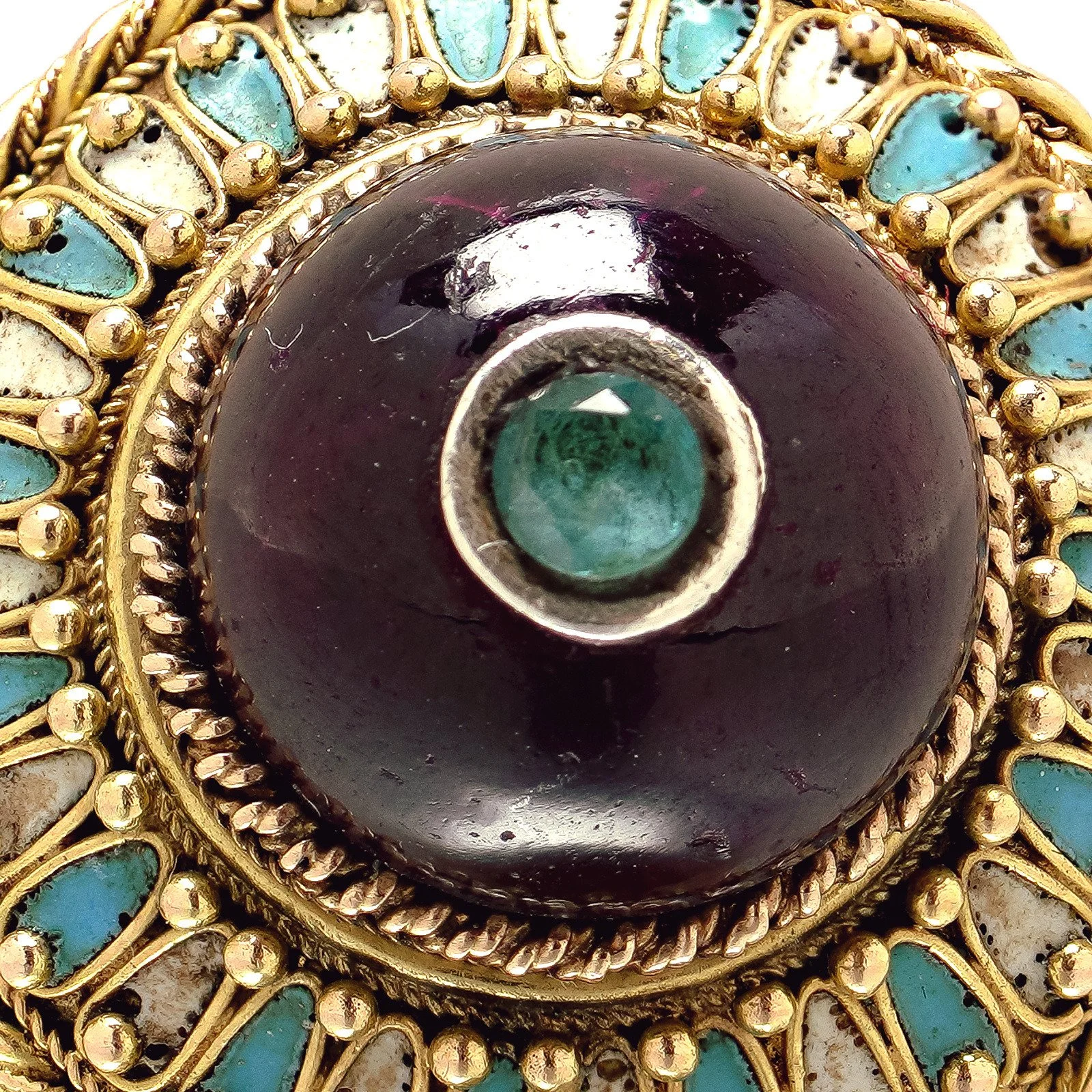 9kt-gold-cabochon-amethyst-and-enamel-cluster-ring-turquoise-and-white-06-detail-128.jpg