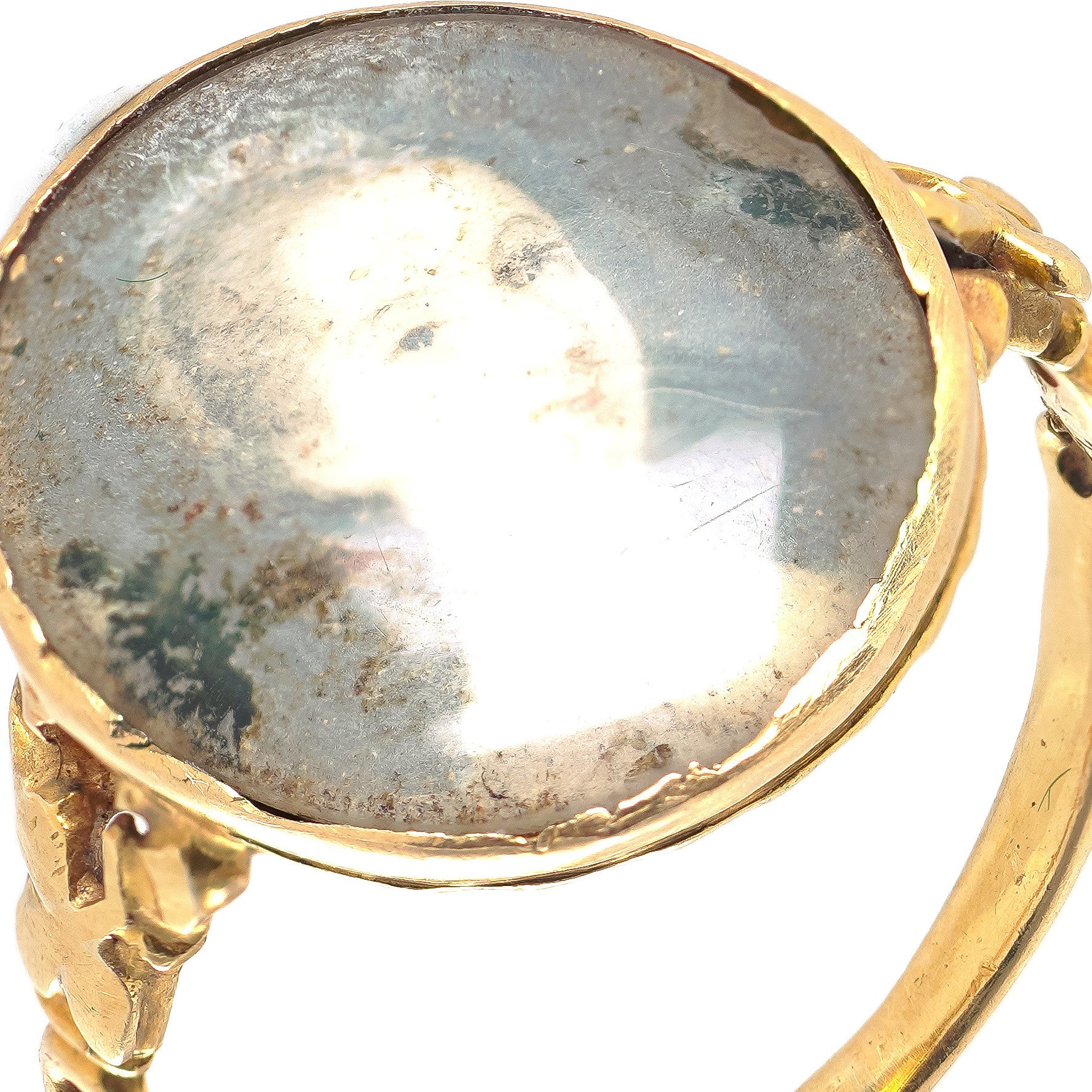georgian-18kt-gold-portrait-miniature-ring-painted-lady-under-glass-08-detail-129.jpg