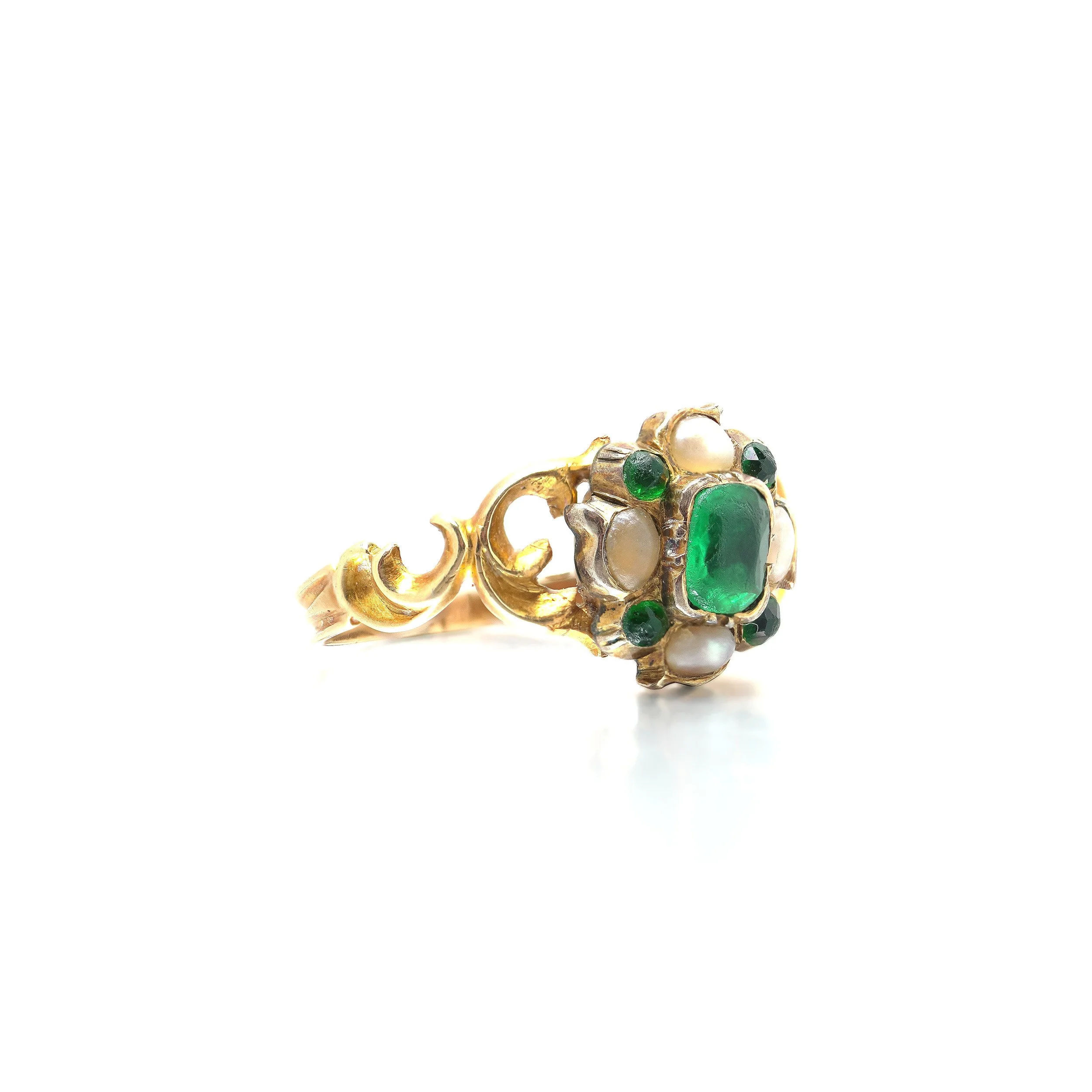 victorian-18kt-gold-emerald-and-pearl-cluster-ring-pierced-scroll-shou-03-130.jpg