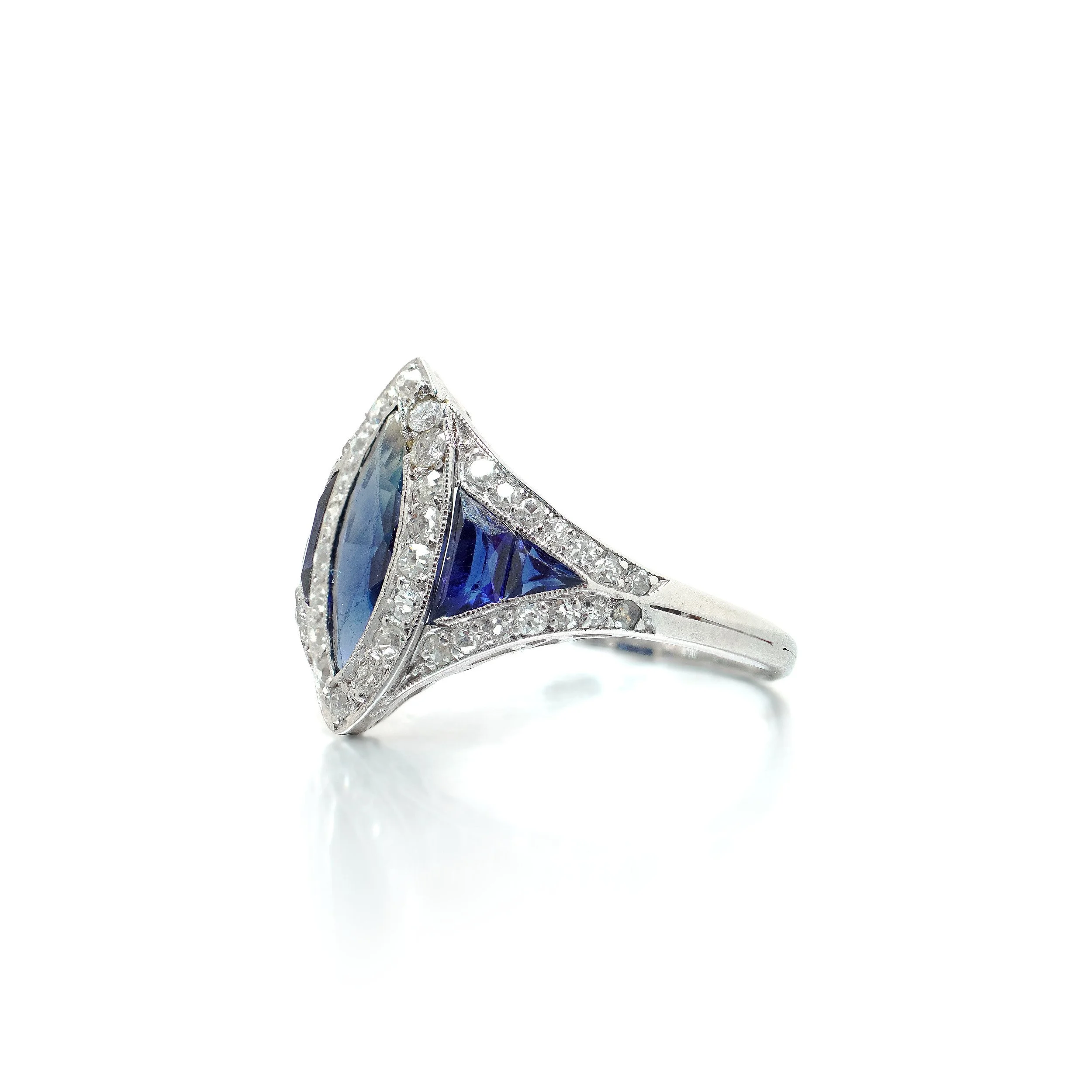 art-deco-platinum-marquise-sapphire-and-diamond-ring-calibre-sapphire--04-137.jpg