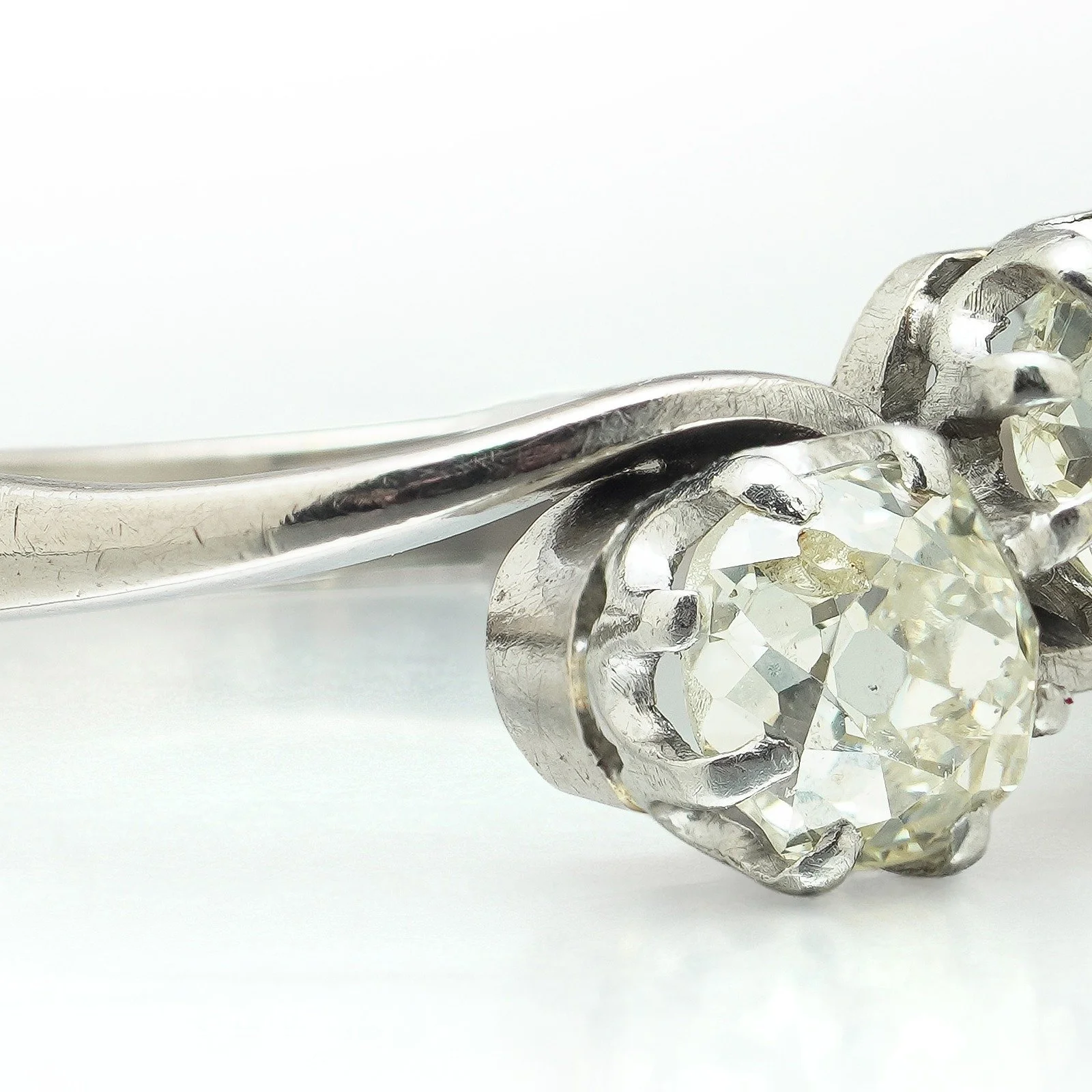 Antique 18KT Gold and Platinum Toi et Moi Old European Cut Diamond Ring, 0.80 ct, close-up 3