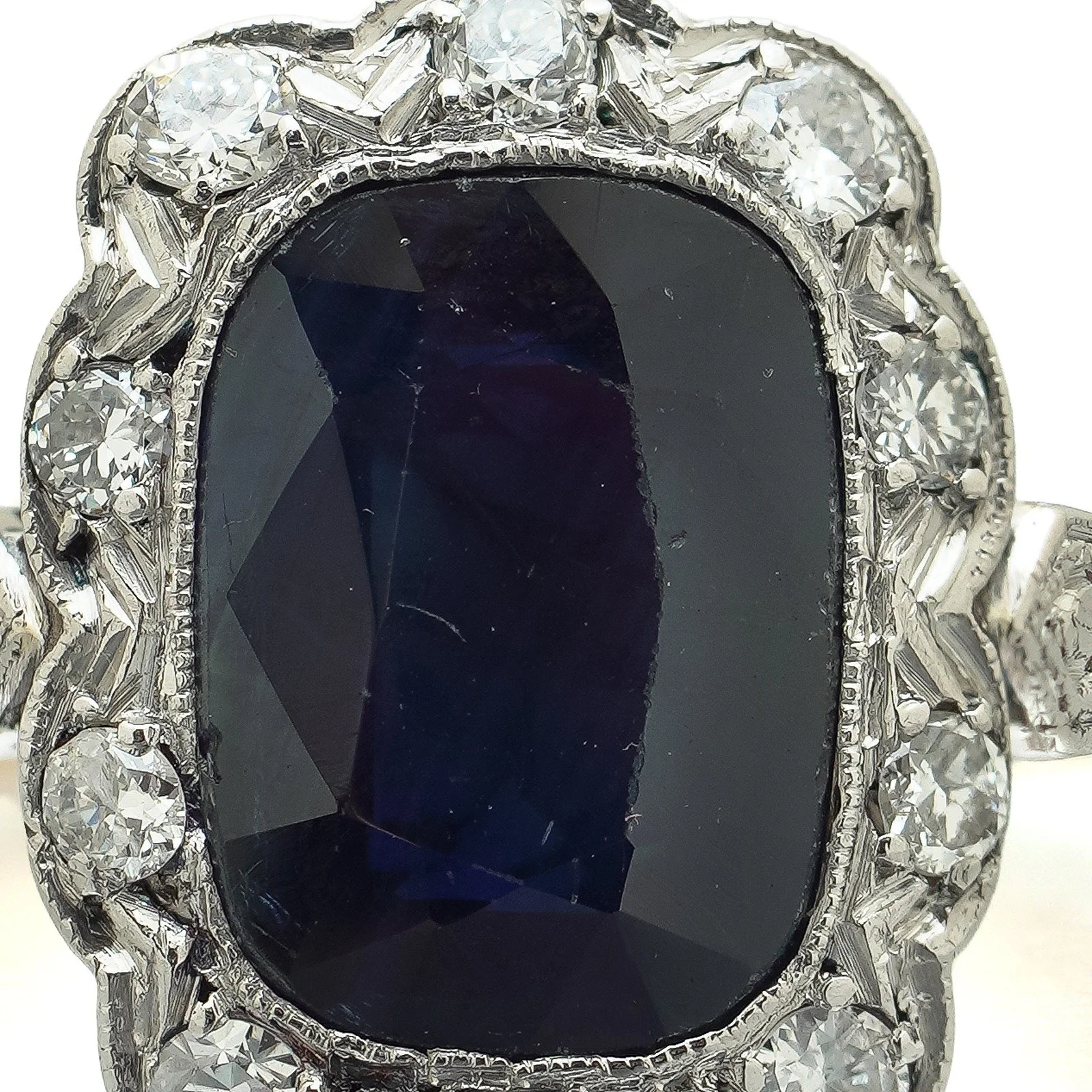 Antique 18KT Gold and Platinum Natural Sapphire and Diamond Cluster Ring, 1.50 ct, close-up 1