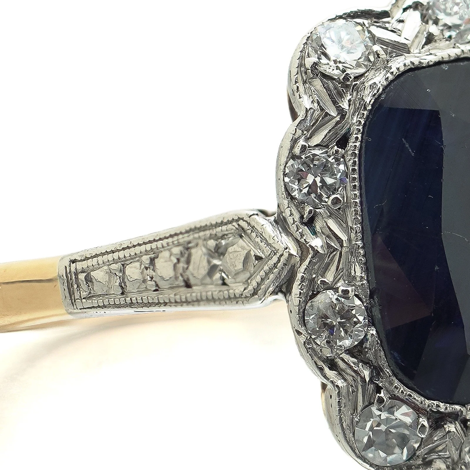 Antique 18KT Gold and Platinum Natural Sapphire and Diamond Cluster Ring, 1.50 ct, close-up 2