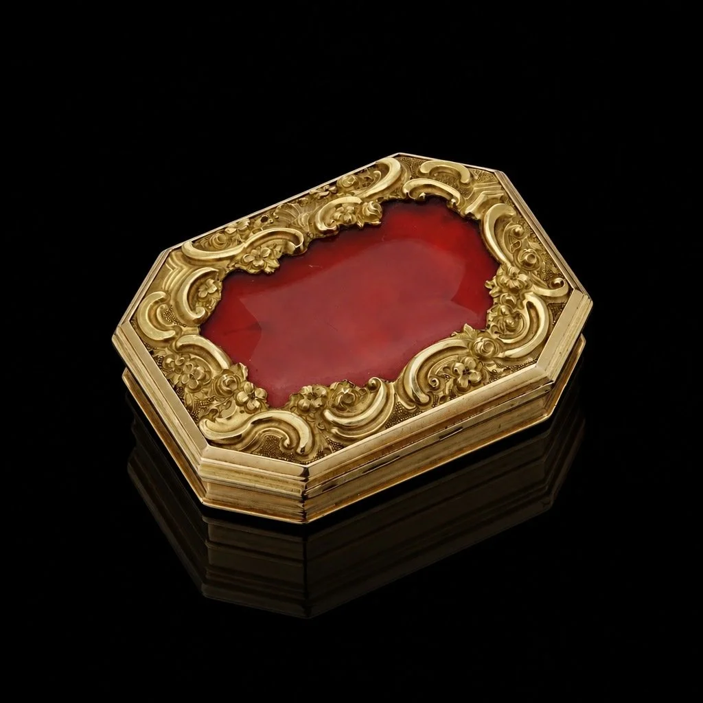 Antique 18KT Gold Snuff Box, Octagonal, Carnelian and Rococo Scrolls