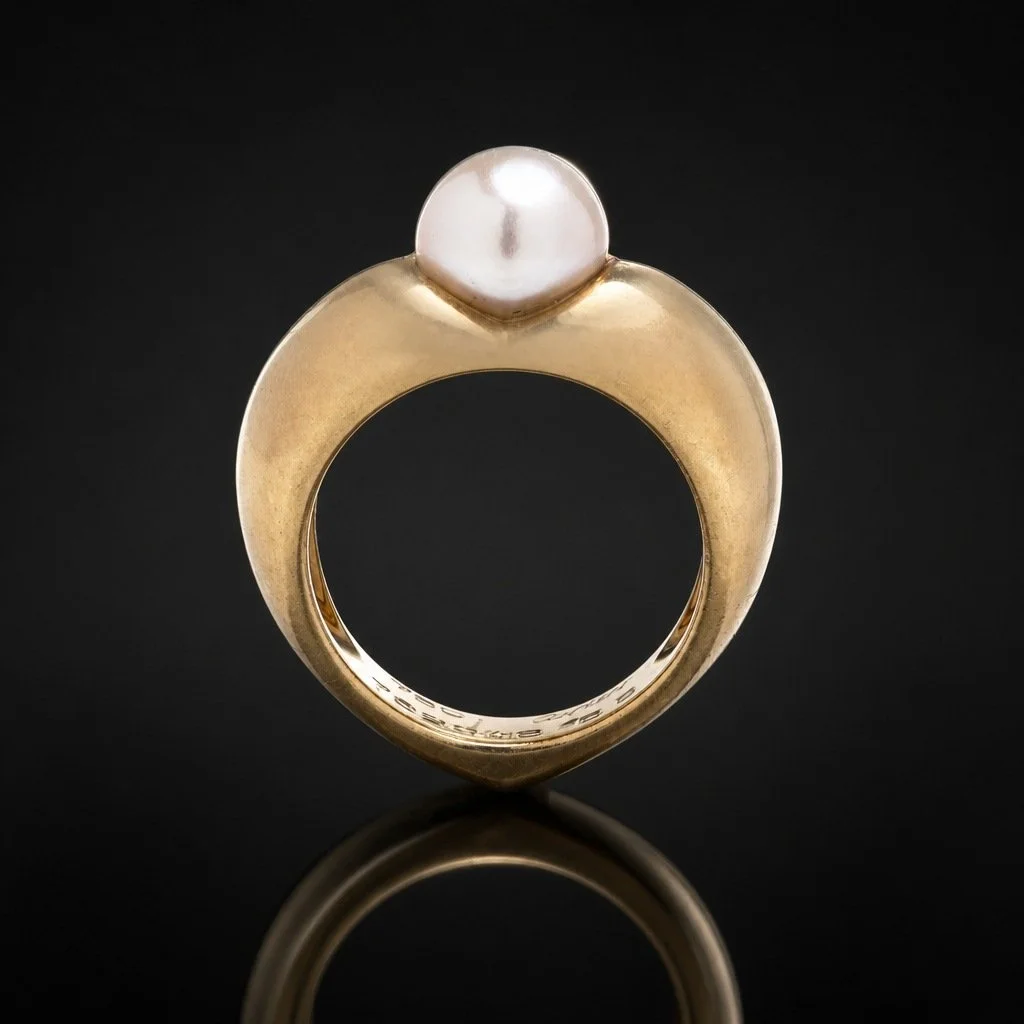 Cartier 18KT Gold Heart-Shaped Pearl Ring Circa 1970s