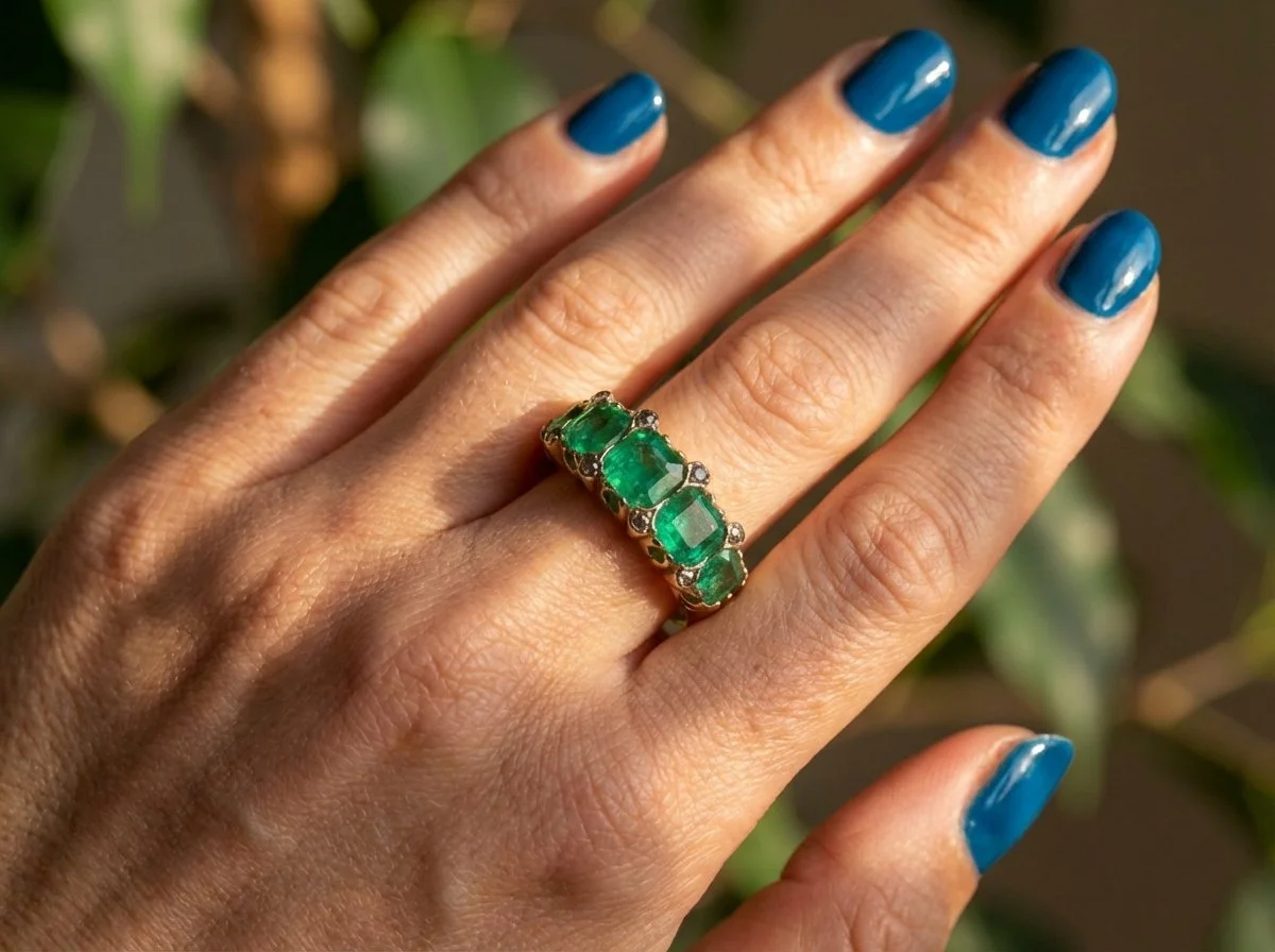 Mozeris-Fine-Antiques-18kt-gold-emerald-5-stone-ring1 copy 22.jpg