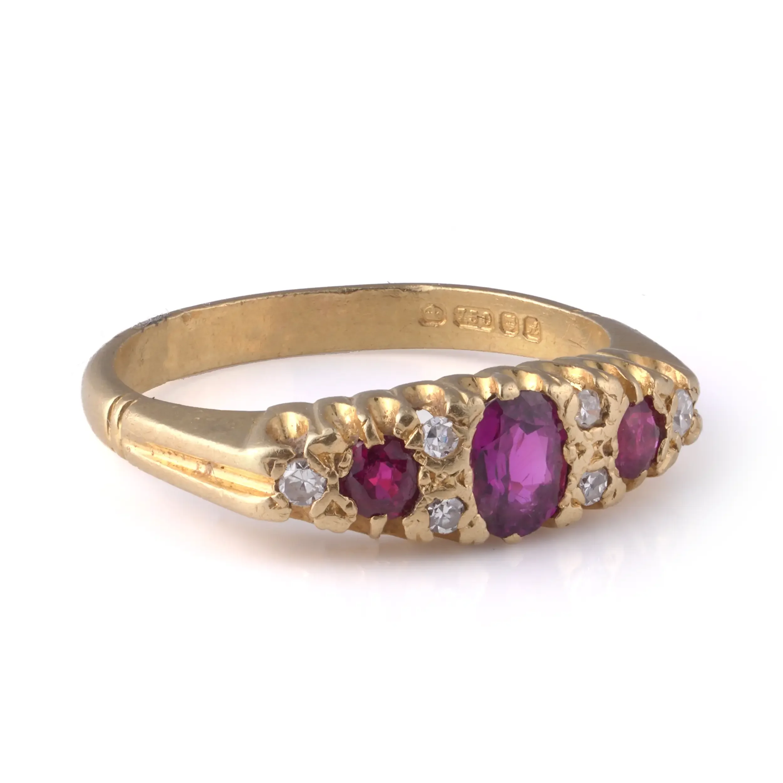 Mozeris-Fine-Antiques--Vintage-RubyDiamond-Ring-18KT-Gold2.webp