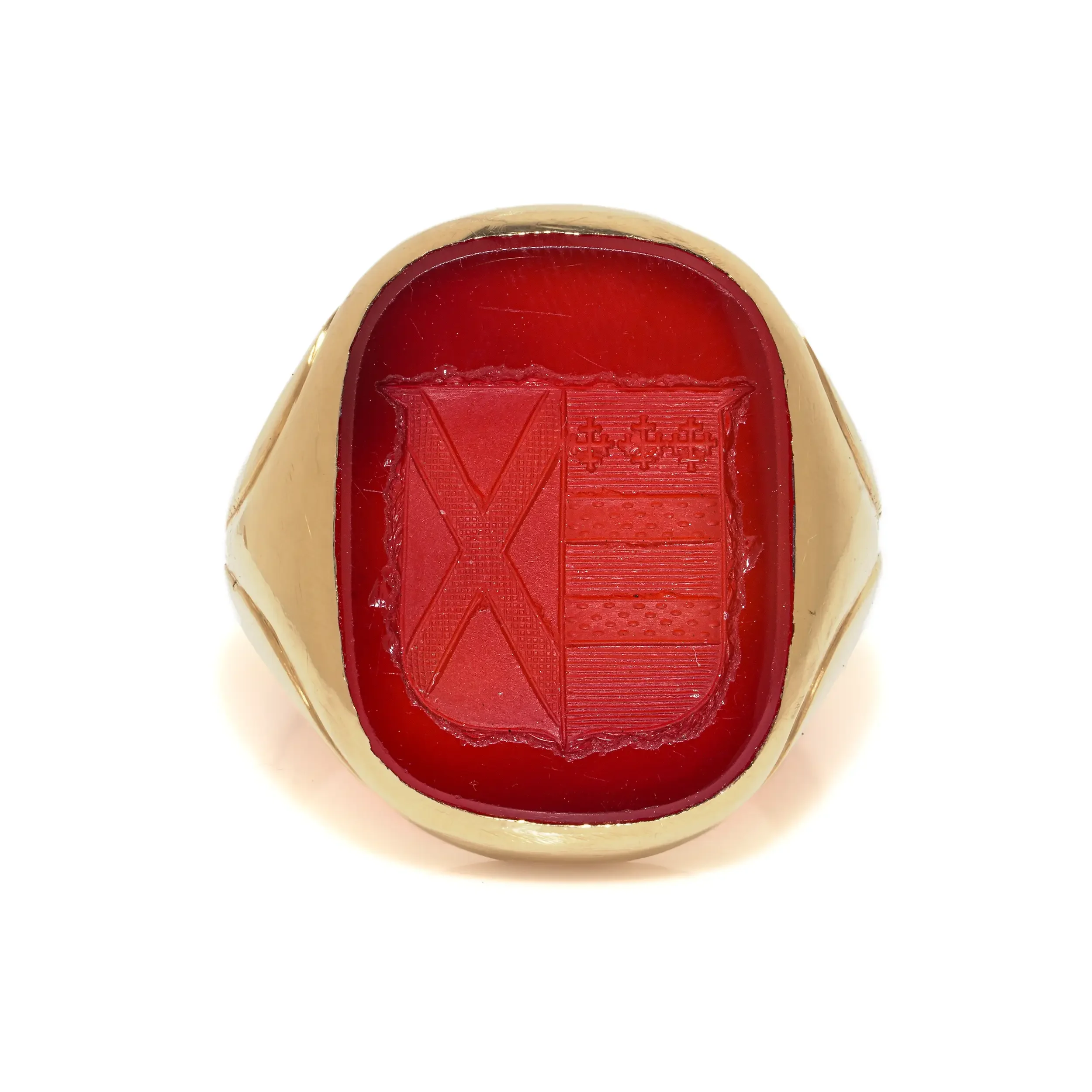 Antique-18kt-gold-carnelian-intaglio-heraldic-signet-ring-uk-r-Mozeris-Fine-Antiques4.webp