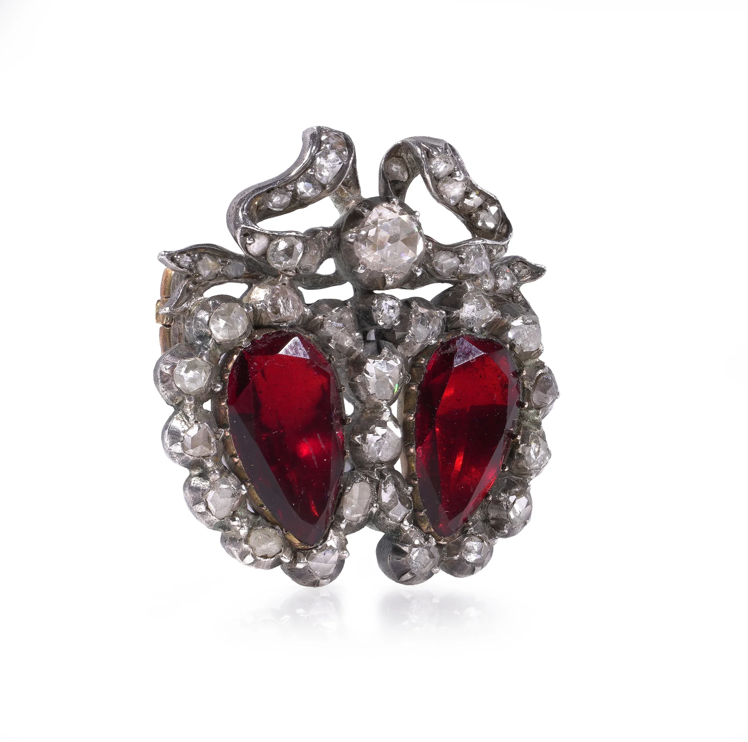 Mozeris-Fine-Antiques-Early-Victorian-Garnet-and-Rose-Cut-Diamond-Brooch2.webp