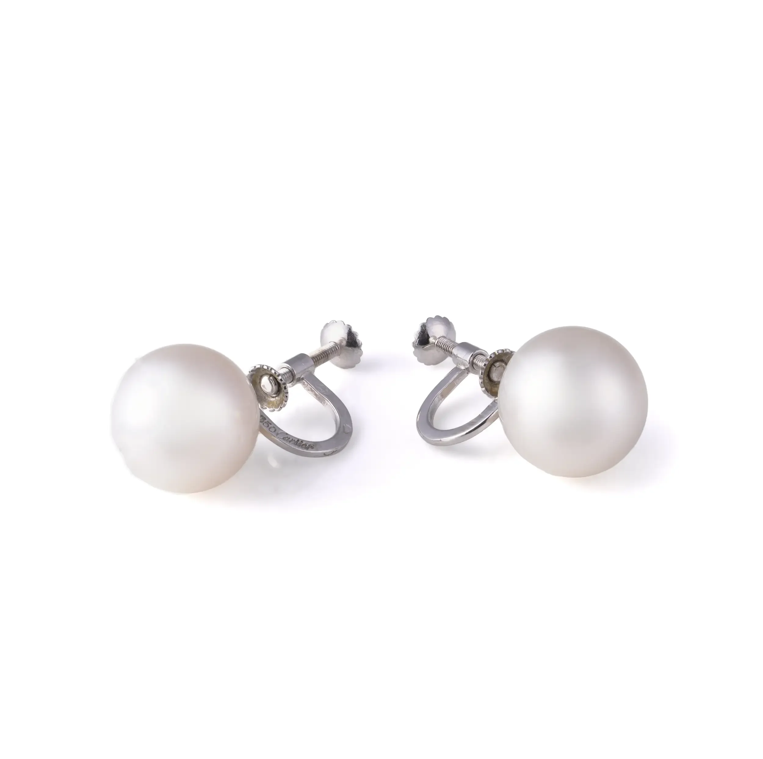 Mozeris-Fine-Antiques-Cartier-South-Sea-Pearl-18KT-White-Gold-Earrings2.webp