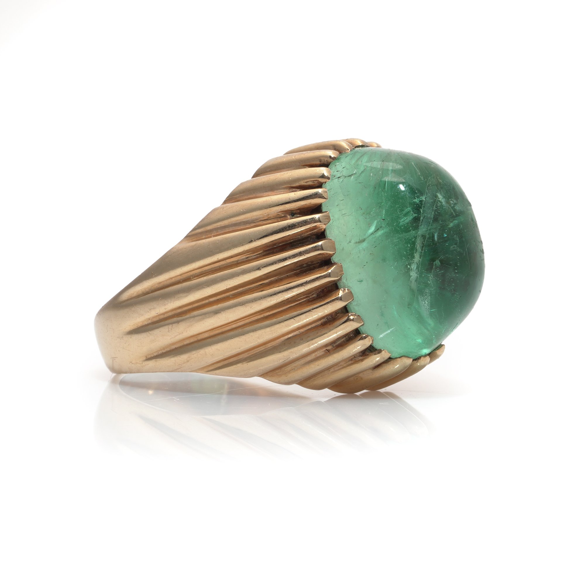 mozeris-fine-antiques-vintage-1950s-18kt-gold-cabochon-emerald-ring2.jpg