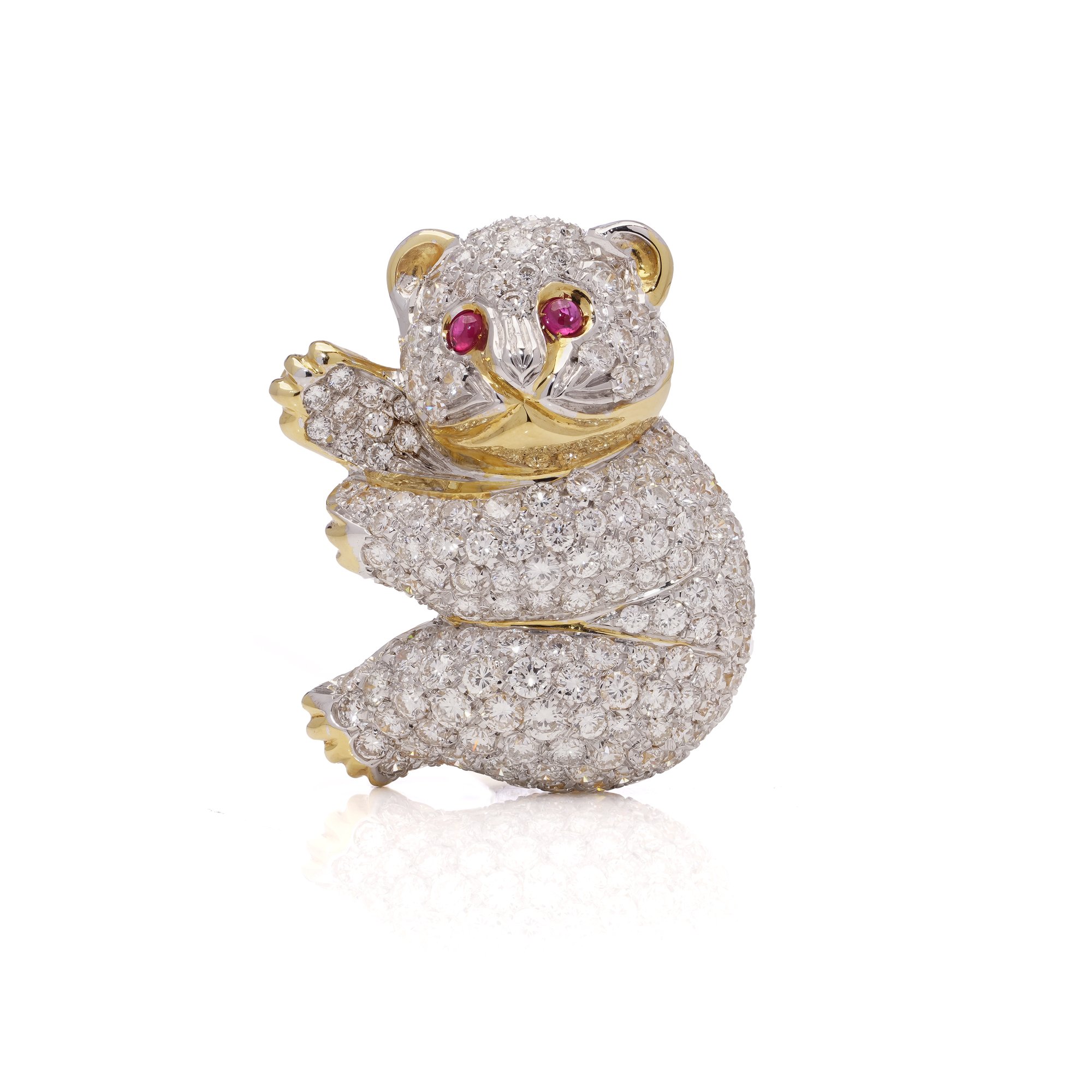 18kt yellow gold diamond bear brooch