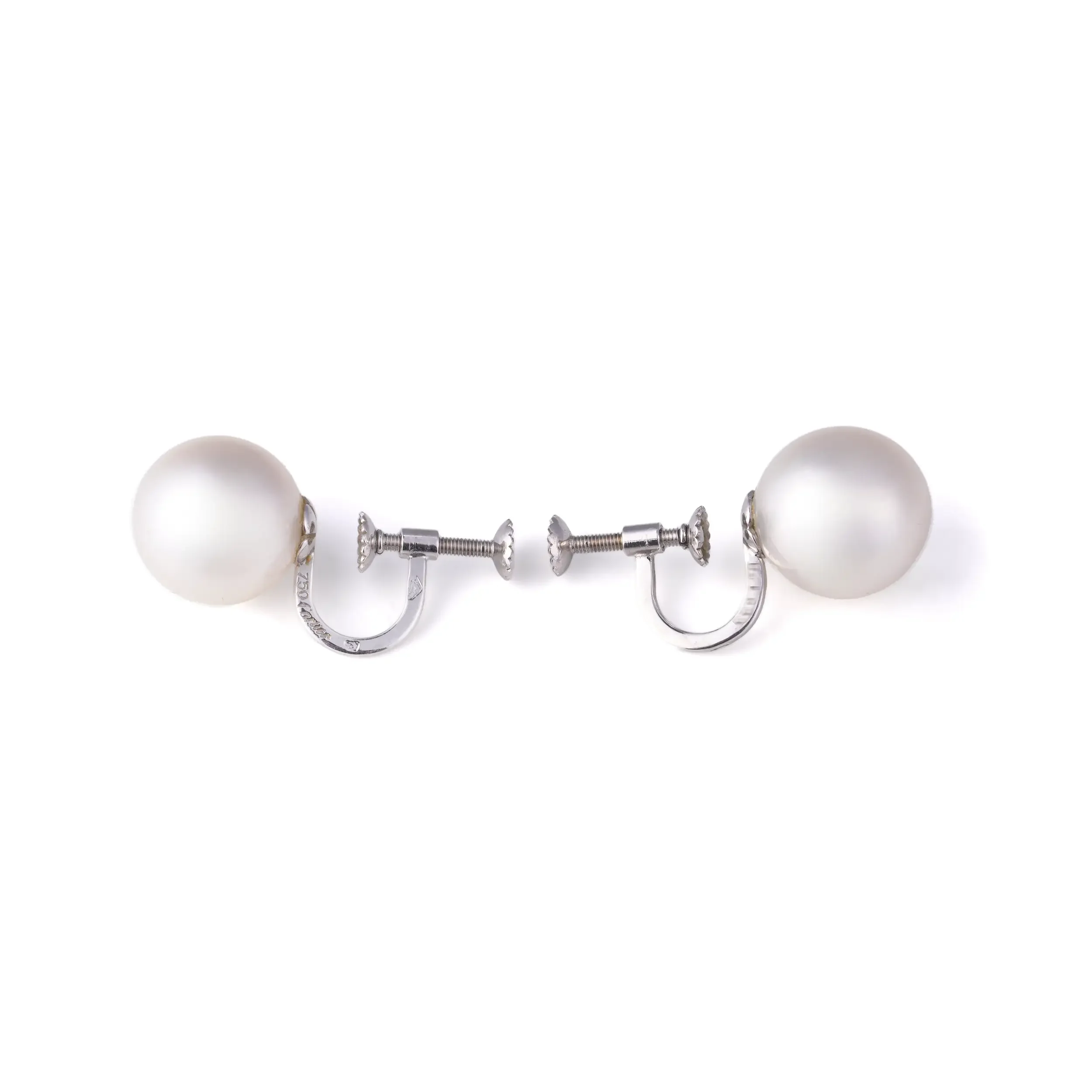 Mozeris-Fine-Antiques-Cartier-South-Sea-Pearl-18KT-White-Gold-Earrings.webp