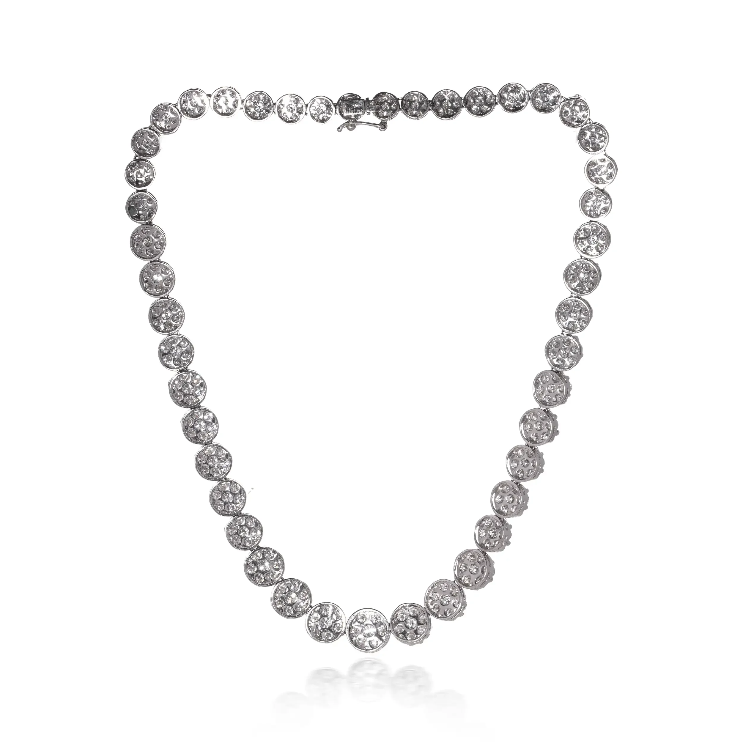 18kt-white-gold-diamond-cluster-necklace-30-carat-choker-41cm-Mozeris-Fine-Antiques5.webp