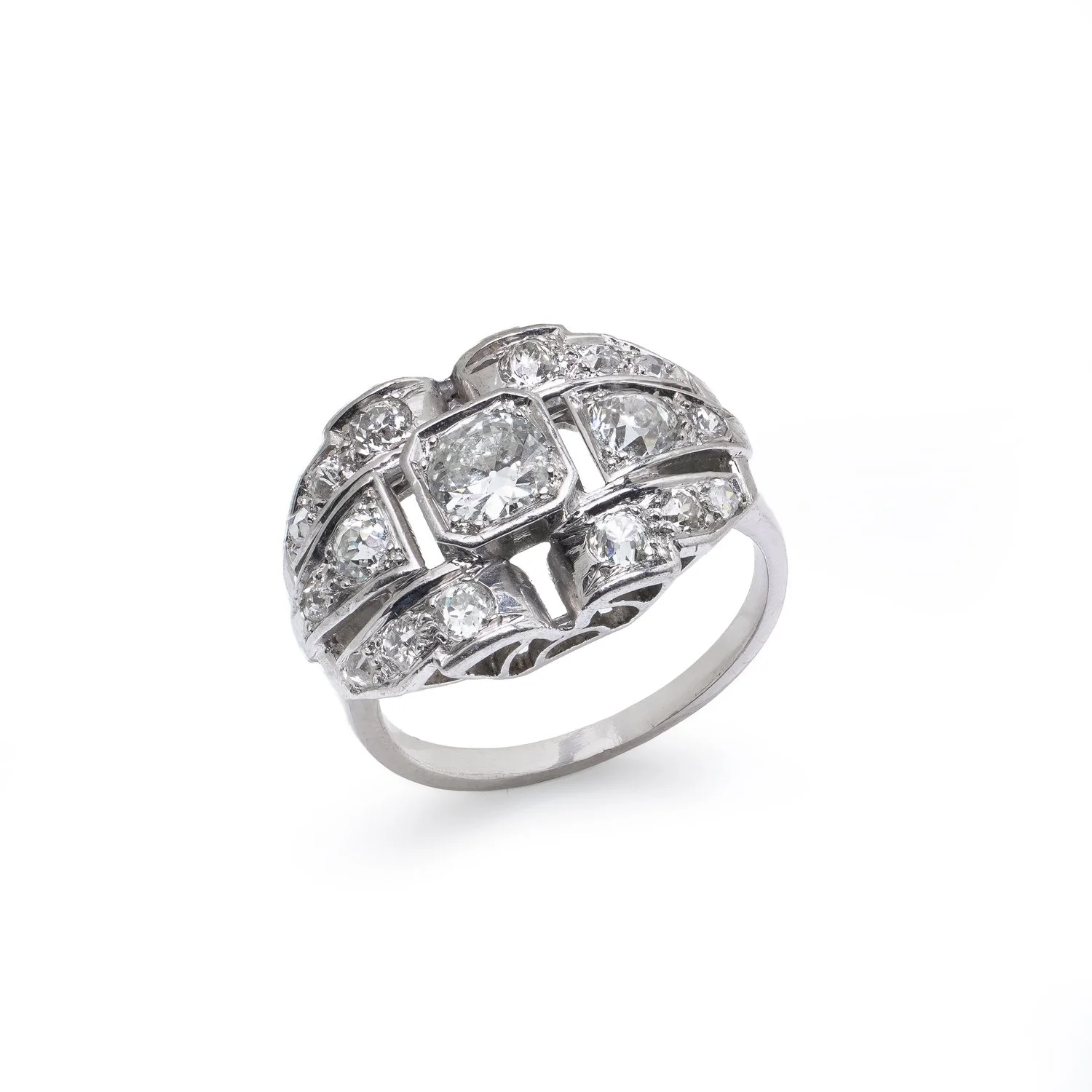 Art Deco platinum old European cut diamond ring, about 1920