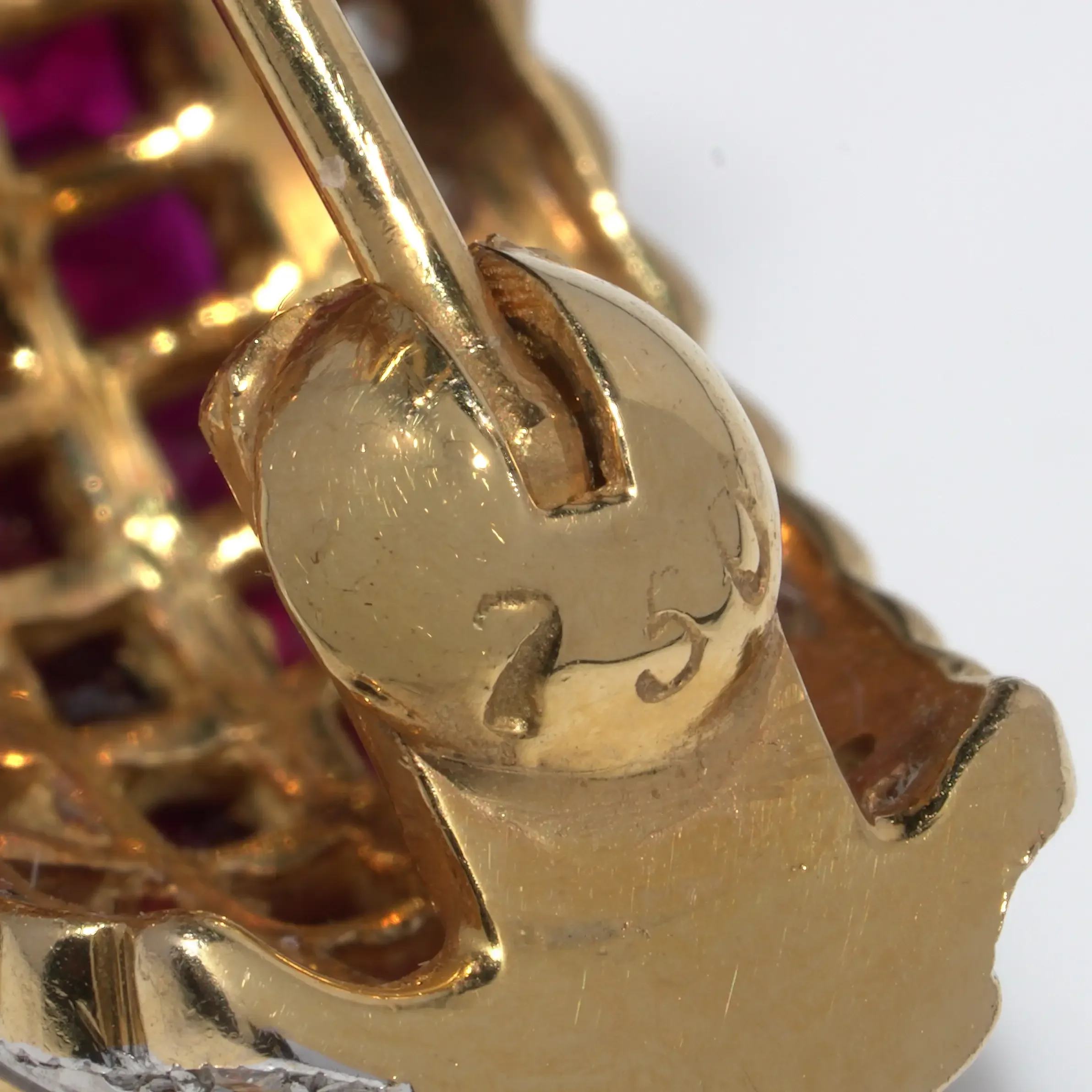 Vintage-18kt-gold-thai-ruby-diamond-clip-on-earrings-Mozeris-Fine-Antiques5.webp