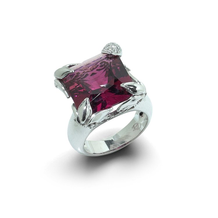 Carrera y Carrera 18KT Gold Pink Tourmaline Cocktail Ring