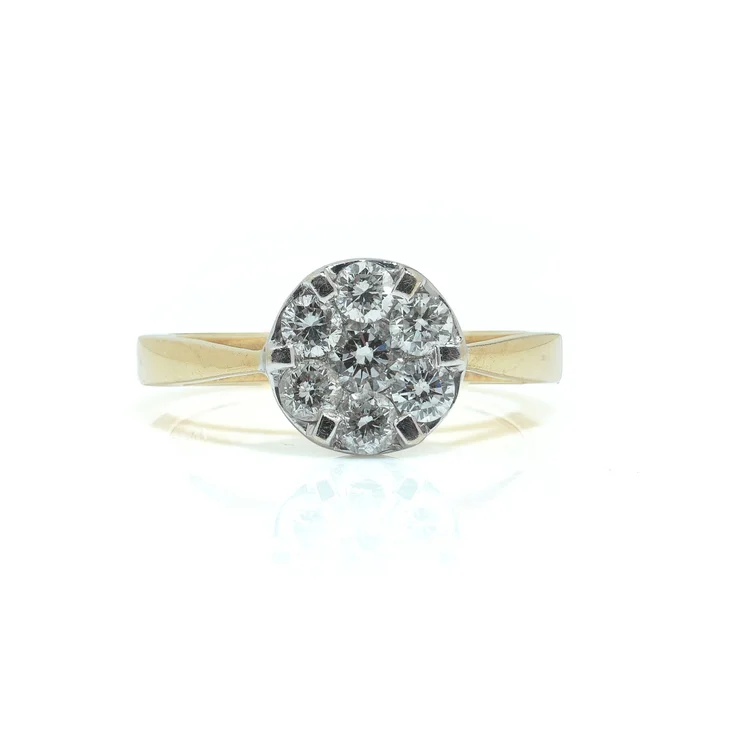Vintage 1970s 18KT Gold Diamond Cluster Ring 1.05ct