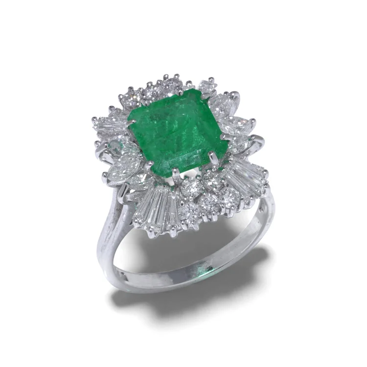 Vintage 18KT White Gold Colombian Emerald & Diamond Cluster Ring