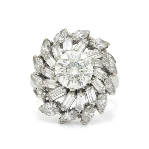 18KT White Gold Diamond Cluster Ring with 2.50ct Centre Diamond