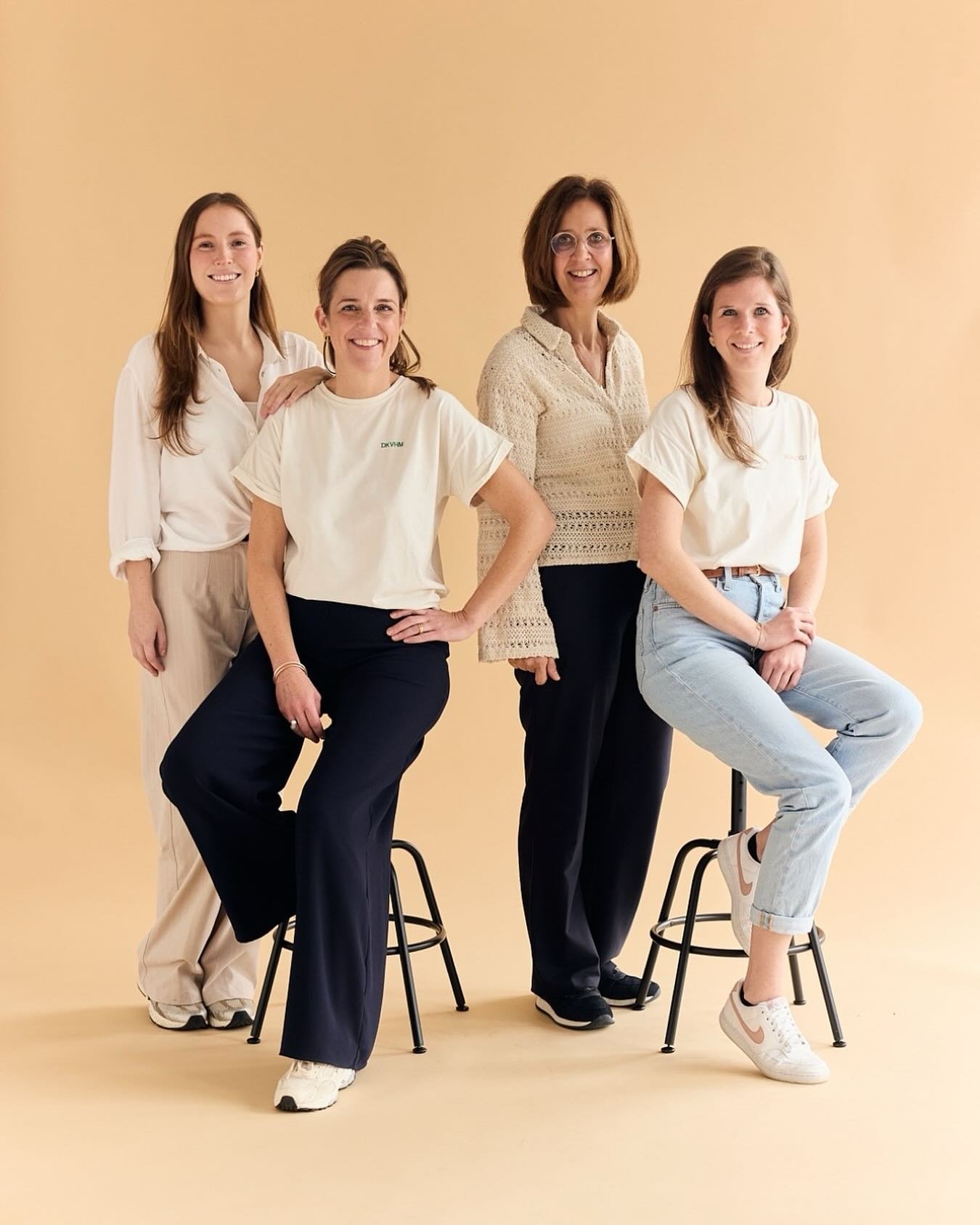🎉 Best Friends Day Giveaway!
Mama zijn doen we niet alleen &mdash; en op 8 juni vieren we de vrouwen die altijd naast ons staan. 💛
⠀⠀⠀⠀⠀⠀⠀⠀⠀
Win een duo-deelname aan een Mom Date naar keuze!
Hoe doe je mee?
👯&zwj;♀️ Tag je beste vriendin in deze p