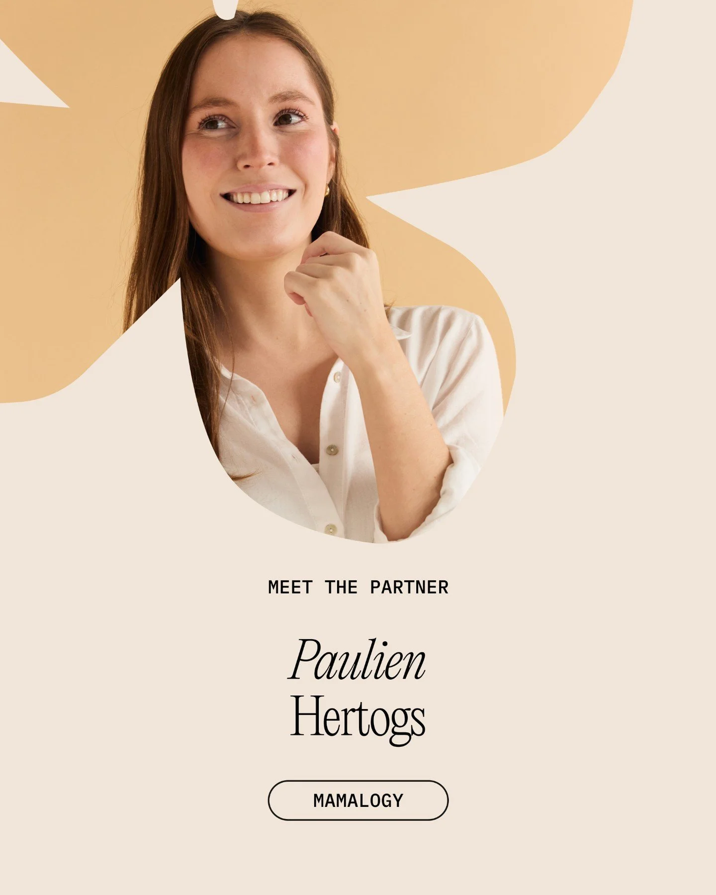 Meet Paulien Hertogs.

Naast haar werk met (jonge) kinderen begeleidt Paulien ook ouders die door een kwetsbare periode gaan. Want het (nieuwe) ouderschap brengt vaak veel veranderingen, twijfels en vragen met zich mee.

In haar begeleiding staat &ea