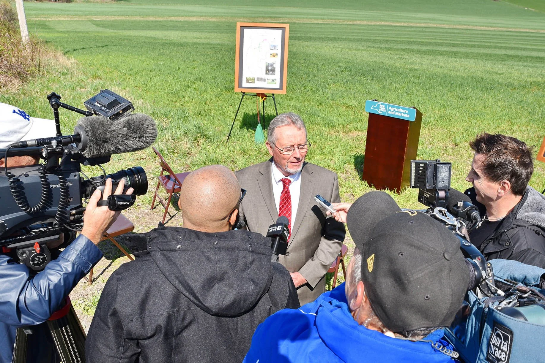 Press Event at Mulligan Farm 04-20-2023 10.JPG