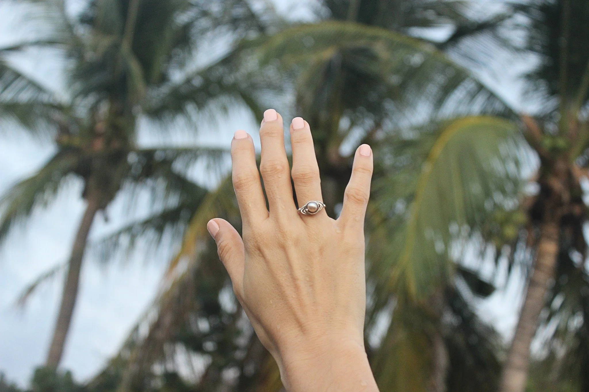 Flow in beneath the palms
&bull;
&bull;
#lunaria #accesorios #moda #mexico #modaenmexico #fashionjewelry #fashion #trendy #hechoamano #hechoenmexico #lunariaannuamx #handmade #handmadejewelry #uniquejewelry #turquesa #uniquepiece #soul #jewelryforthe