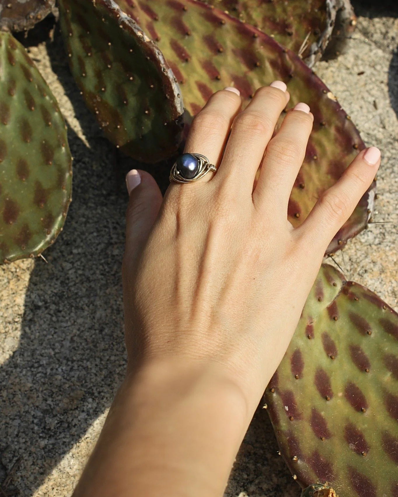 I&rsquo;m inspired by the duality of life's journey
&bull;
&bull;
#lunaria #accesorios #moda #mexico #modaenmexico #fashionjewelry #fashion #trendy #hechoamano #hechoenmexico #lunariaannuamx #handmade #handmadejewelry #uniquejewelry #turquesa #unique