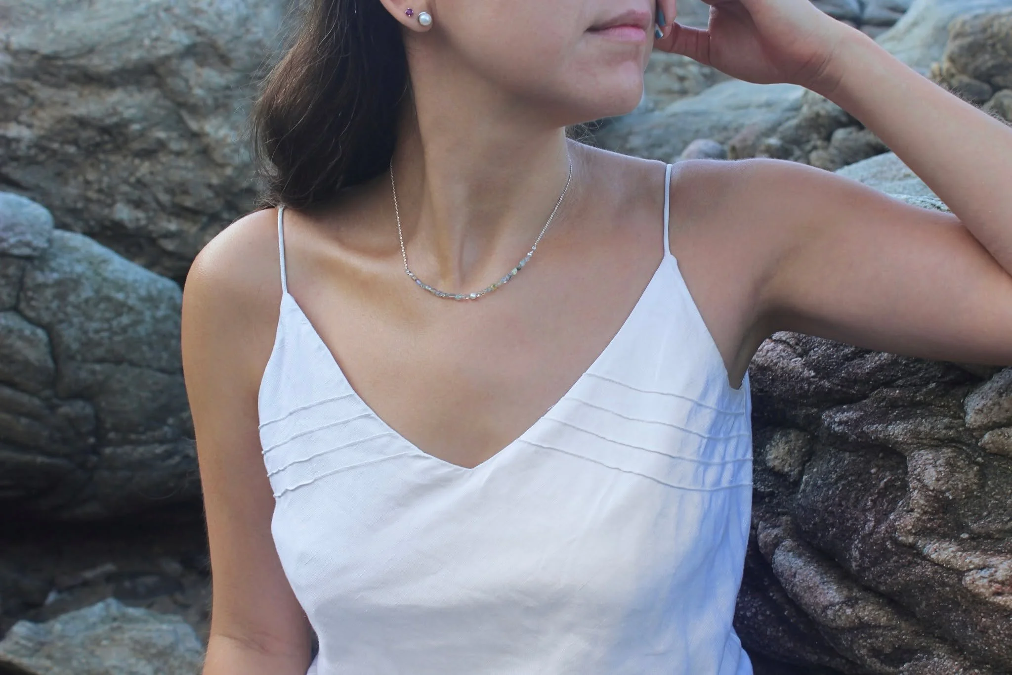 My freedom is the starting point
&bull;
&bull;
#perla #joyeria #modamexicana #hechoenmexico #hechoamano #jewelry #pearl #fashionjewelry #gemstones #boho #etsy #lunariaannuamx #perlanegra #stones #tropical #healingjewelry #trendy #mermaid #consumeloca