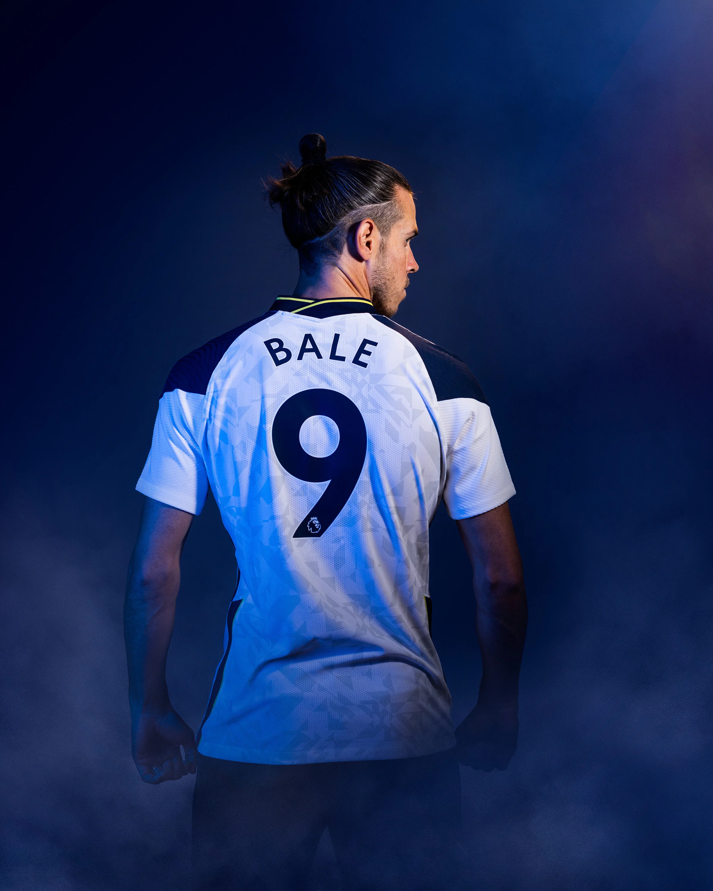 Bale002.jpg