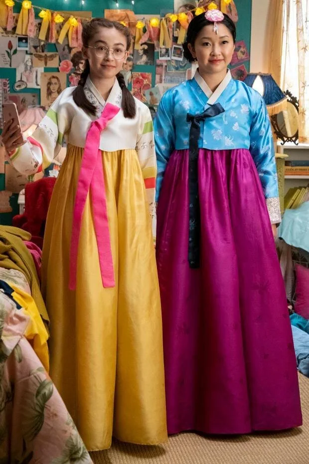 Lara Jean &amp; her little sister, Kitty.&nbsp;